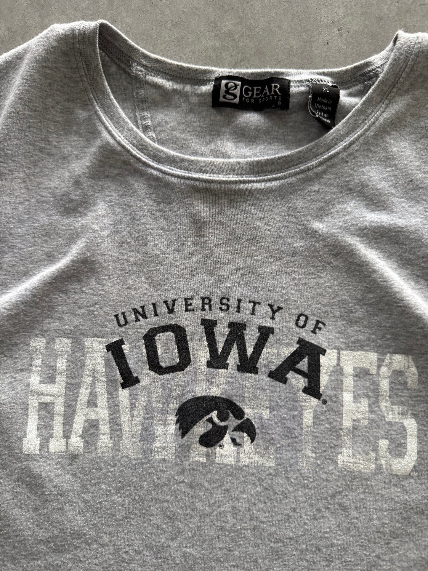Vintage Iowa Hawkeyes Women’s Tee - XL