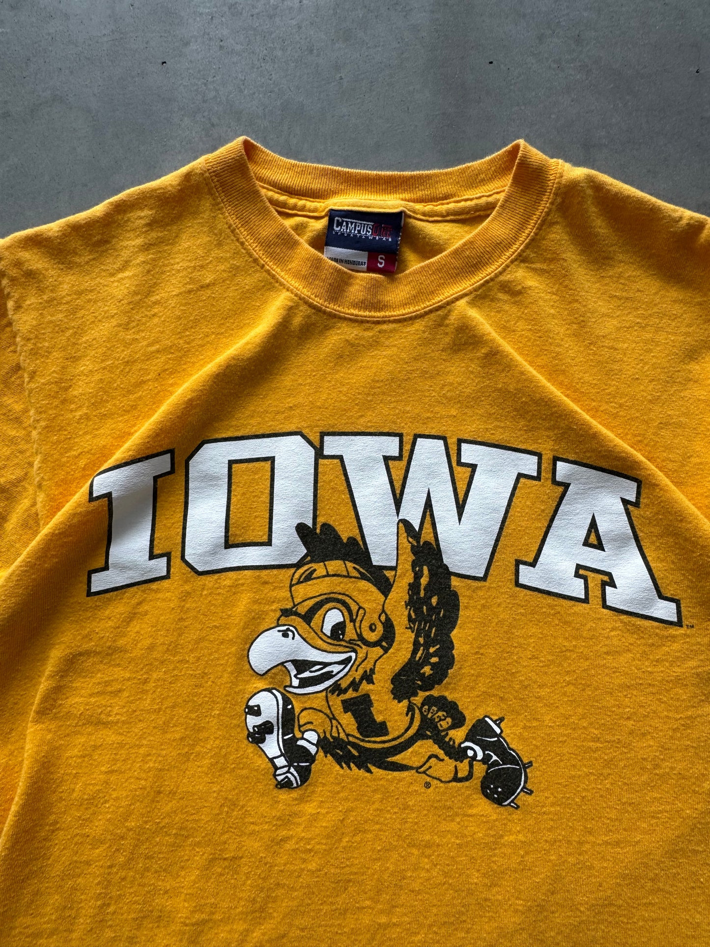 Vintage Iowa Hawkeyes Tee - S
