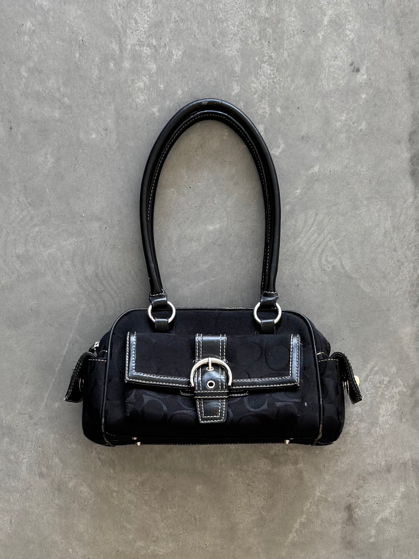 Vintage Coach Hand Bag (not authentic)