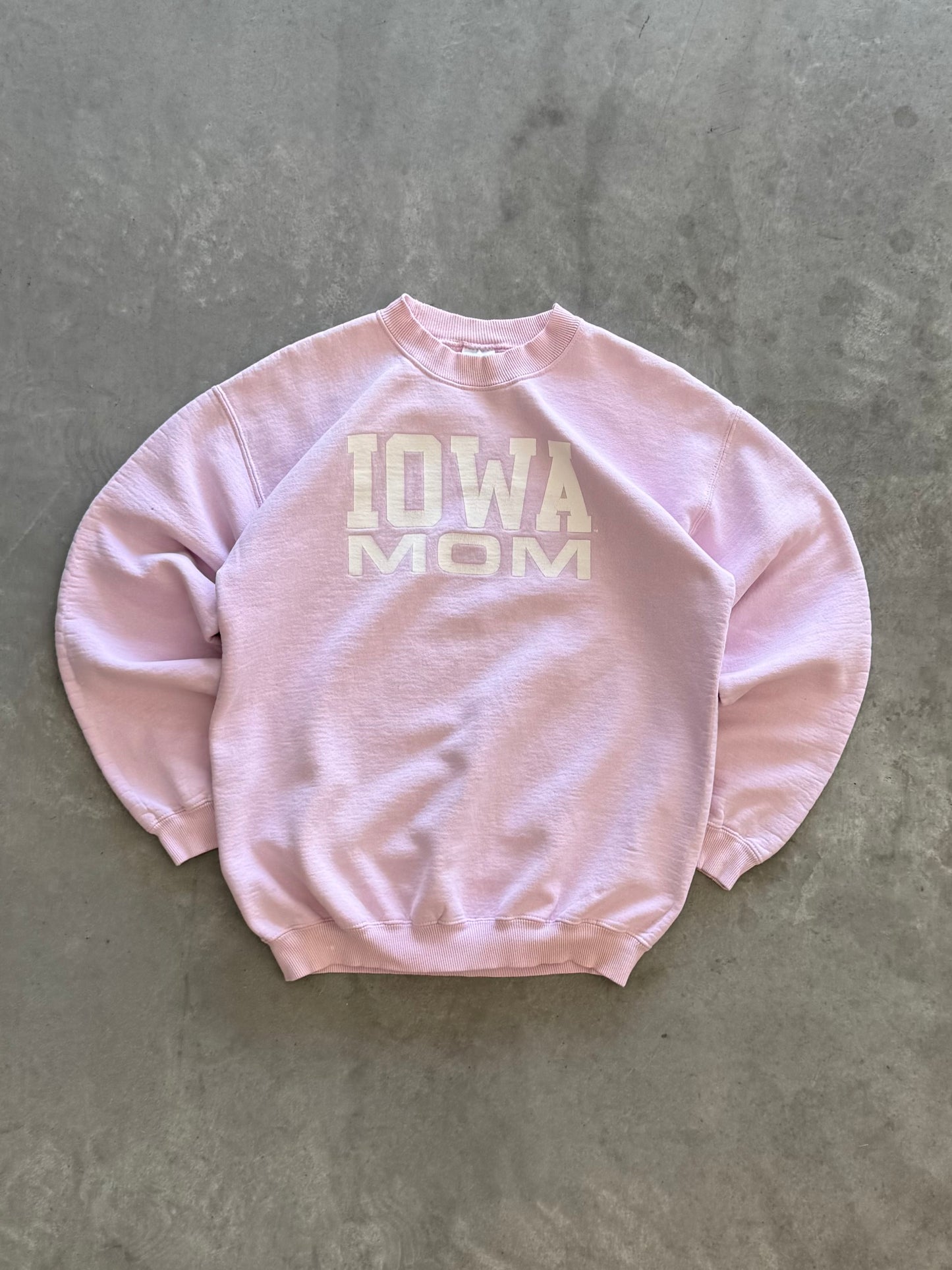 Vintage Iowa Mom Sweatshirt - M