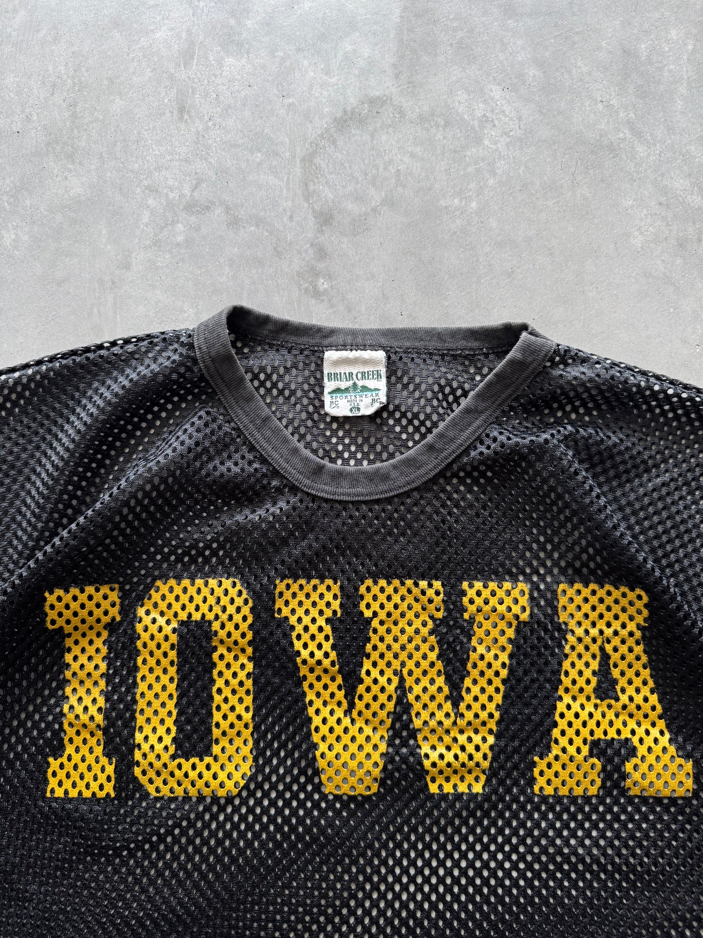 Vintage 90s Iowa Hawkeyes Cropped Jersey - XL