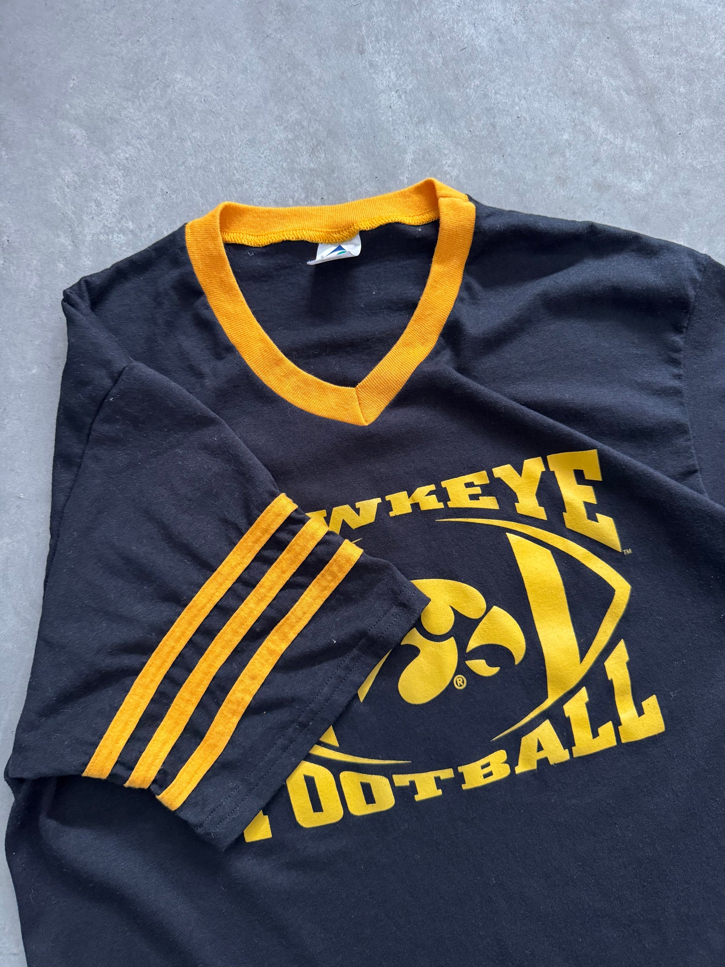 Vintage 90s Iowa Hawkeyes Football Tee - XL