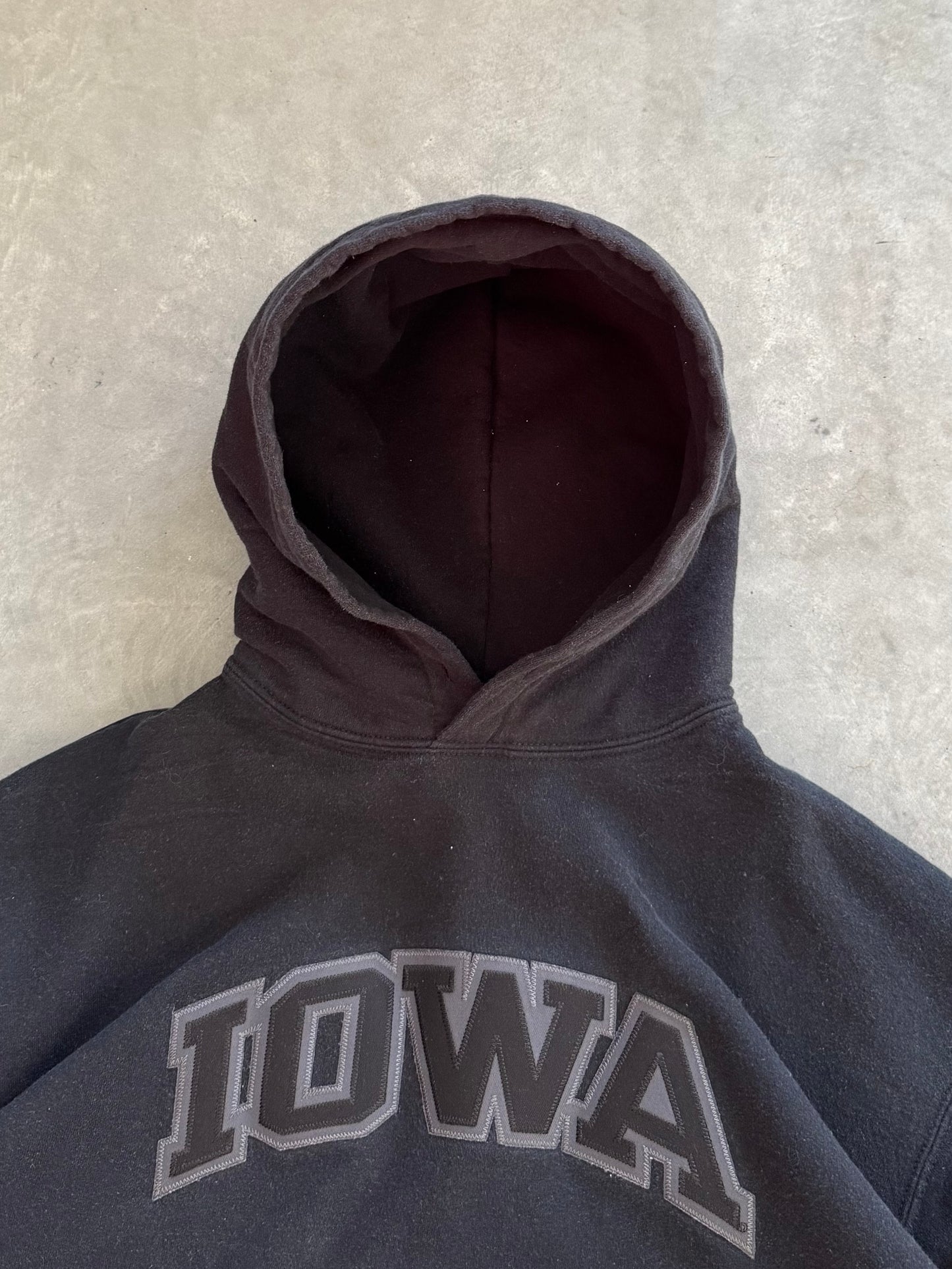 Vintage Iowa Hawkeyes Blackout Hoodie - L