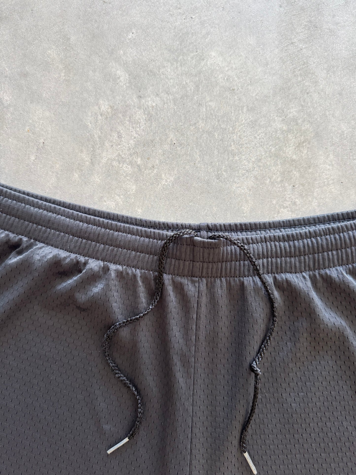 Vintage 90s Nike Track Shorts - M