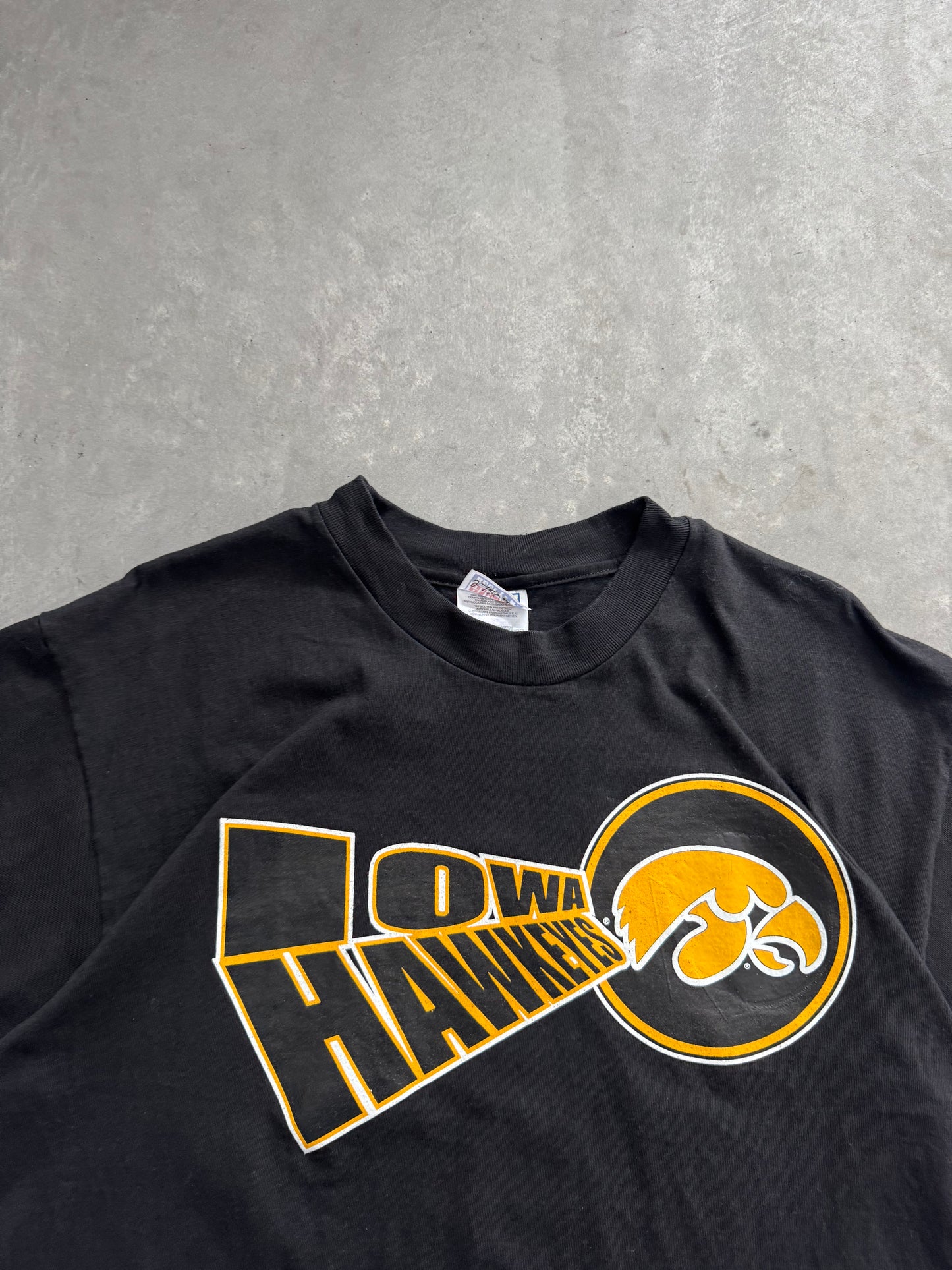 Vintage 90s Iowa Hawkeyes Tee - L