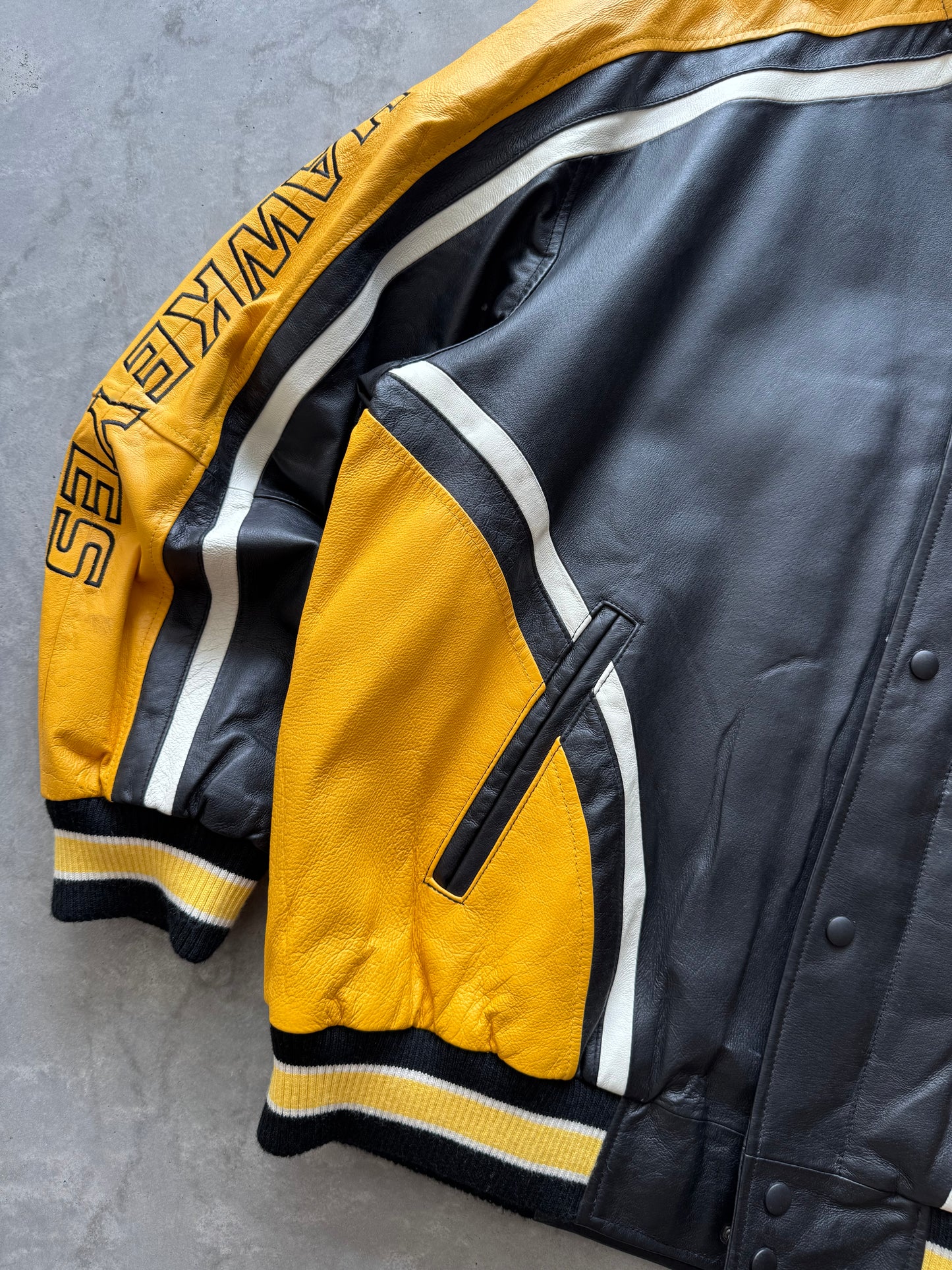 Vintage Iowa Hawkeyes Leather Jacket - XL