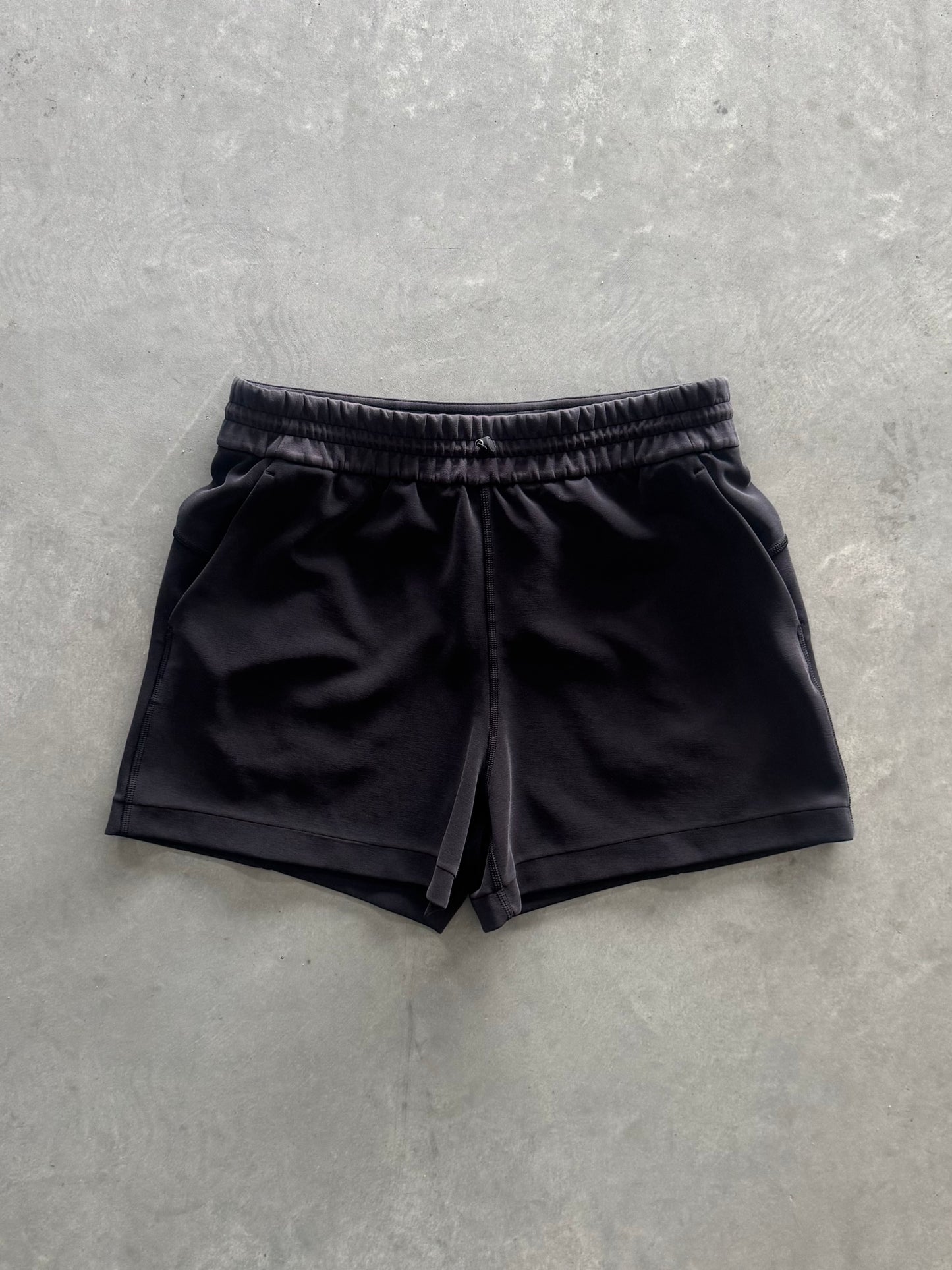 Lululemon Soft Stream Shorts - 8