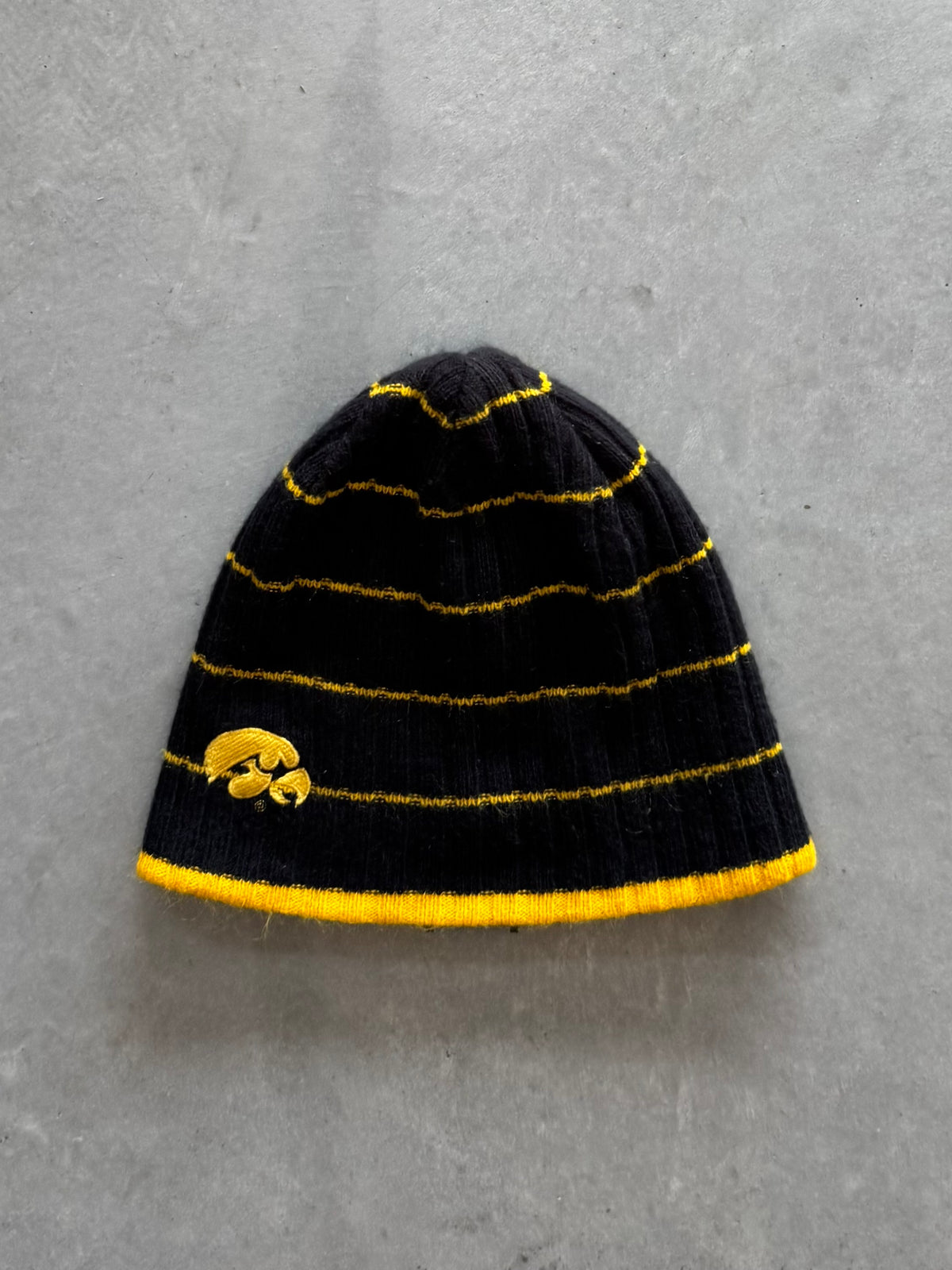 Vintage Columbia Iowa Hawkeyes Reversible Beanie