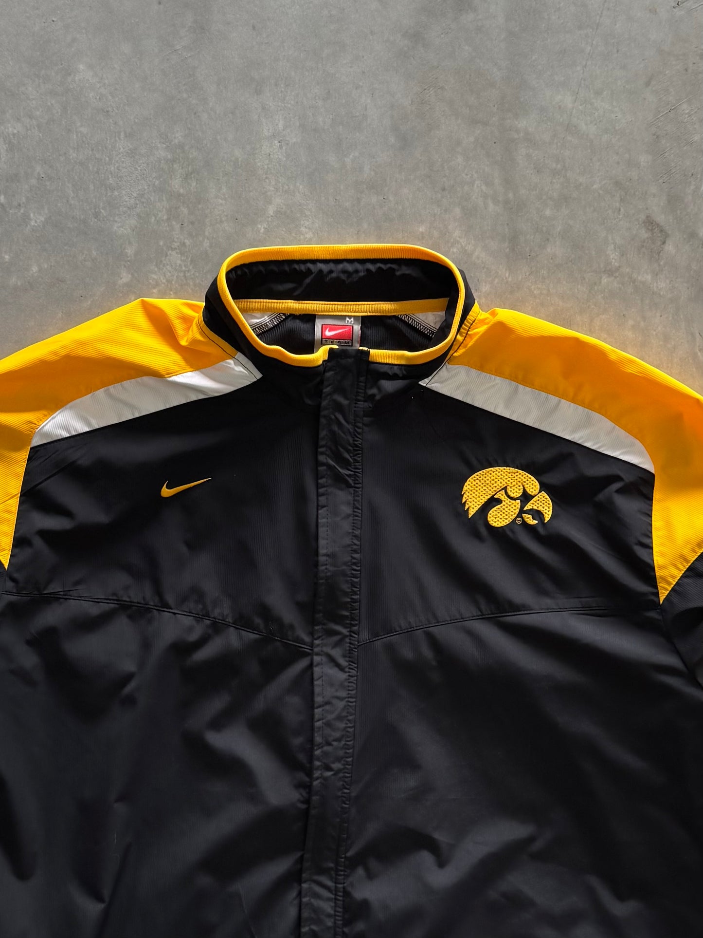 Vintage 90s Nike Iowa Hawkeyes Jacket - M