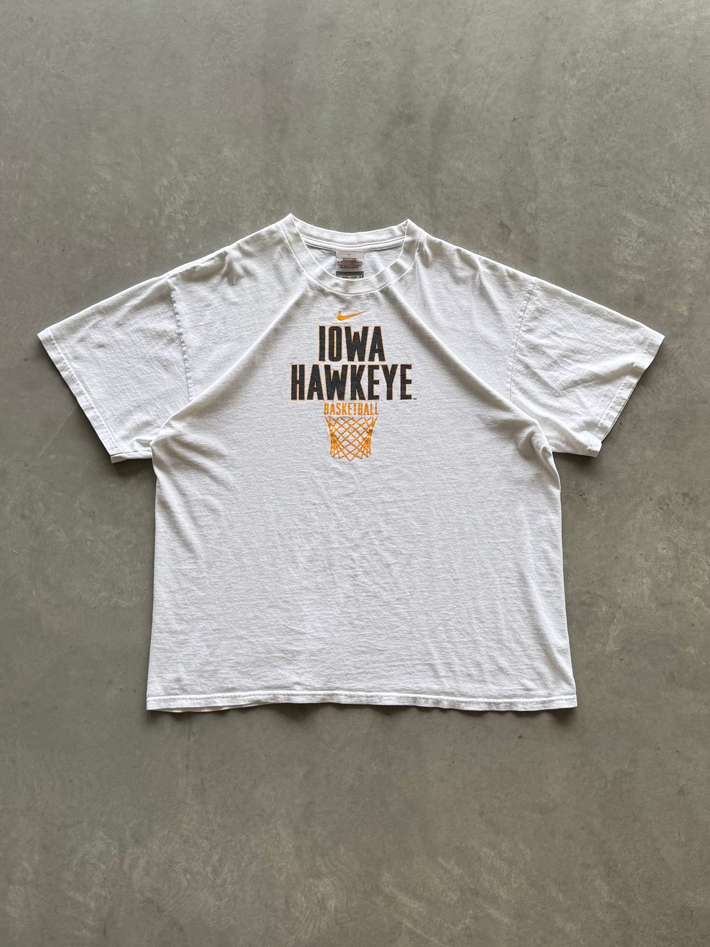 Vintage 90s Nike Iowa Hawkeyes Basketball Tee - XL