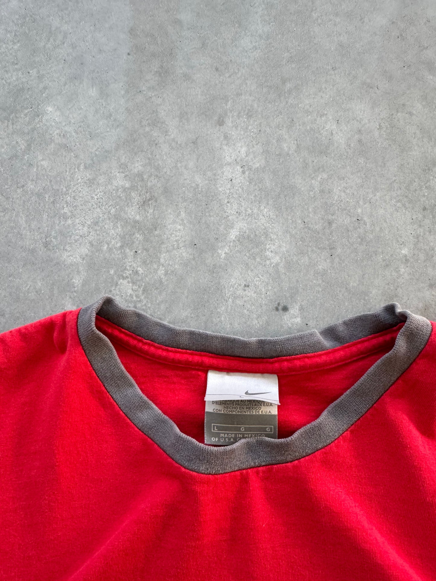Vintage 00s Nike Tee - L