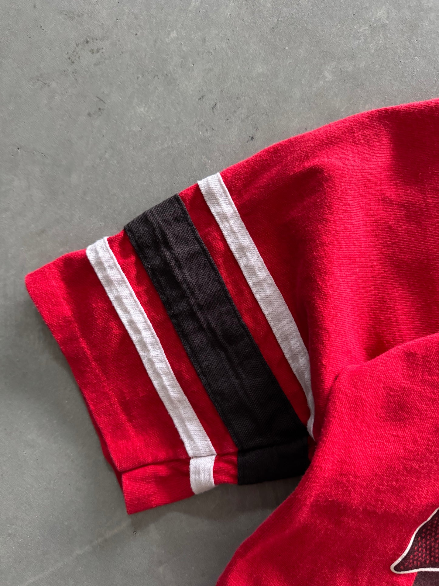 Vintage 90s Chicago Bulls Tee - S