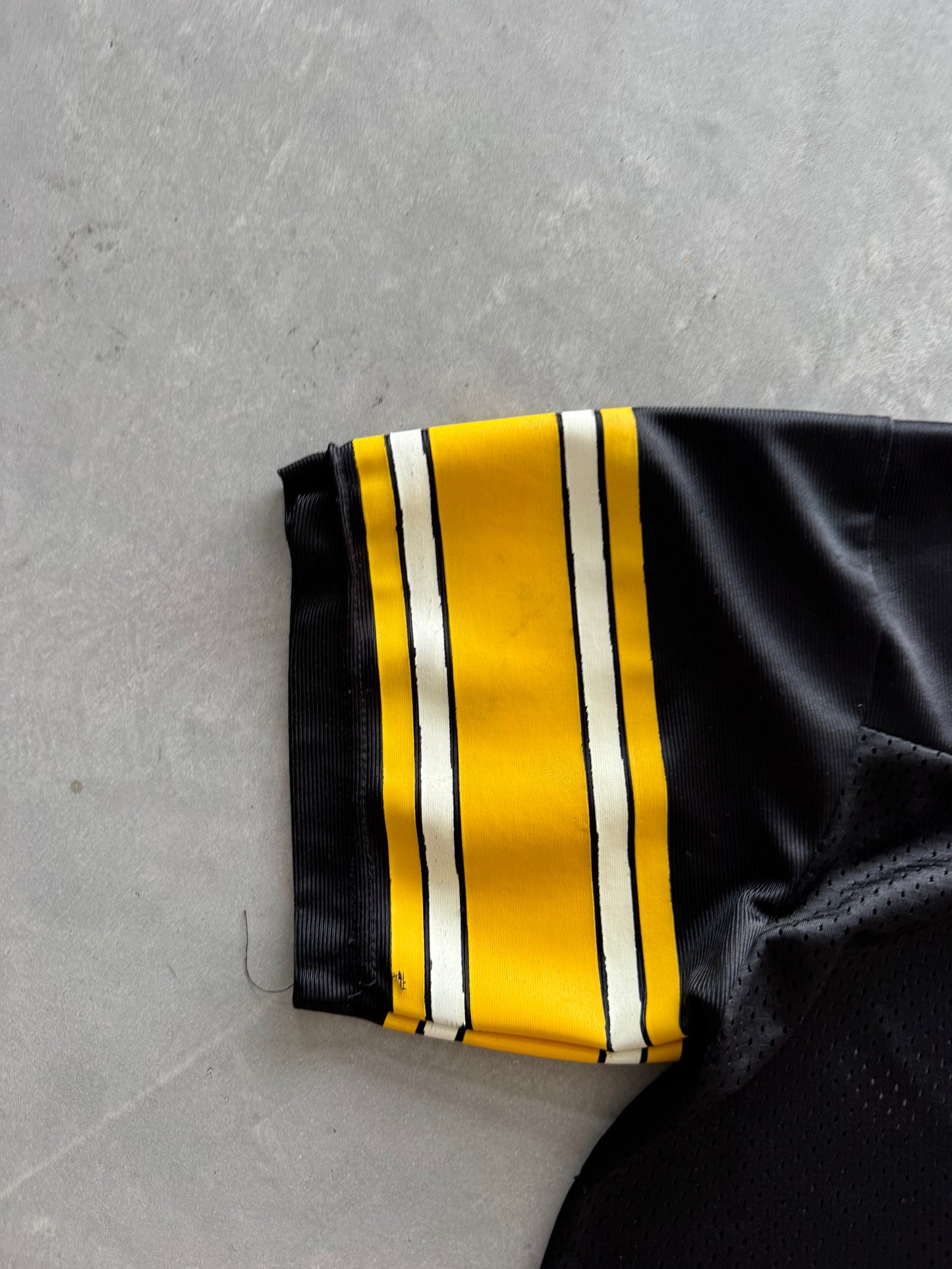 Vintage 90s Nike Iowa Hawkeyes Jersey - M