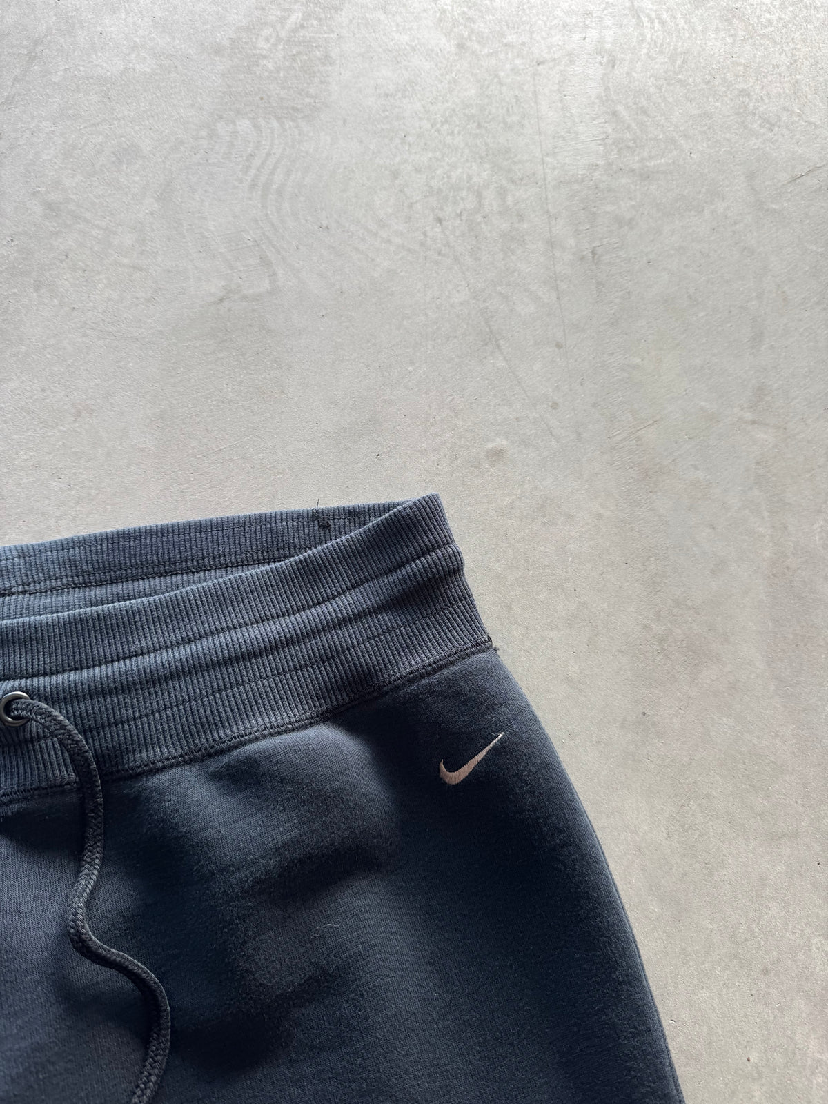 Vintage 00s Nike Women’s Sweatpants - M
