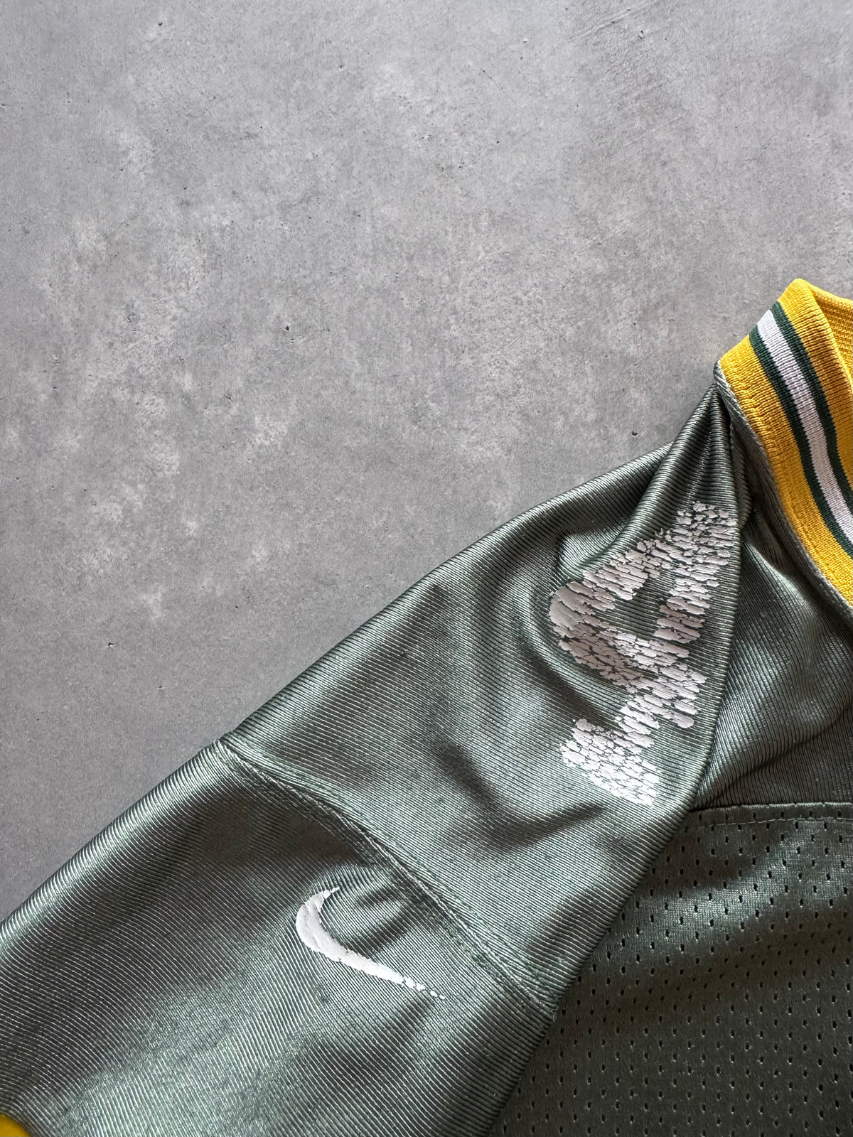 Vintage 90s Nike Green Bay Packers Women’s Jersey - M