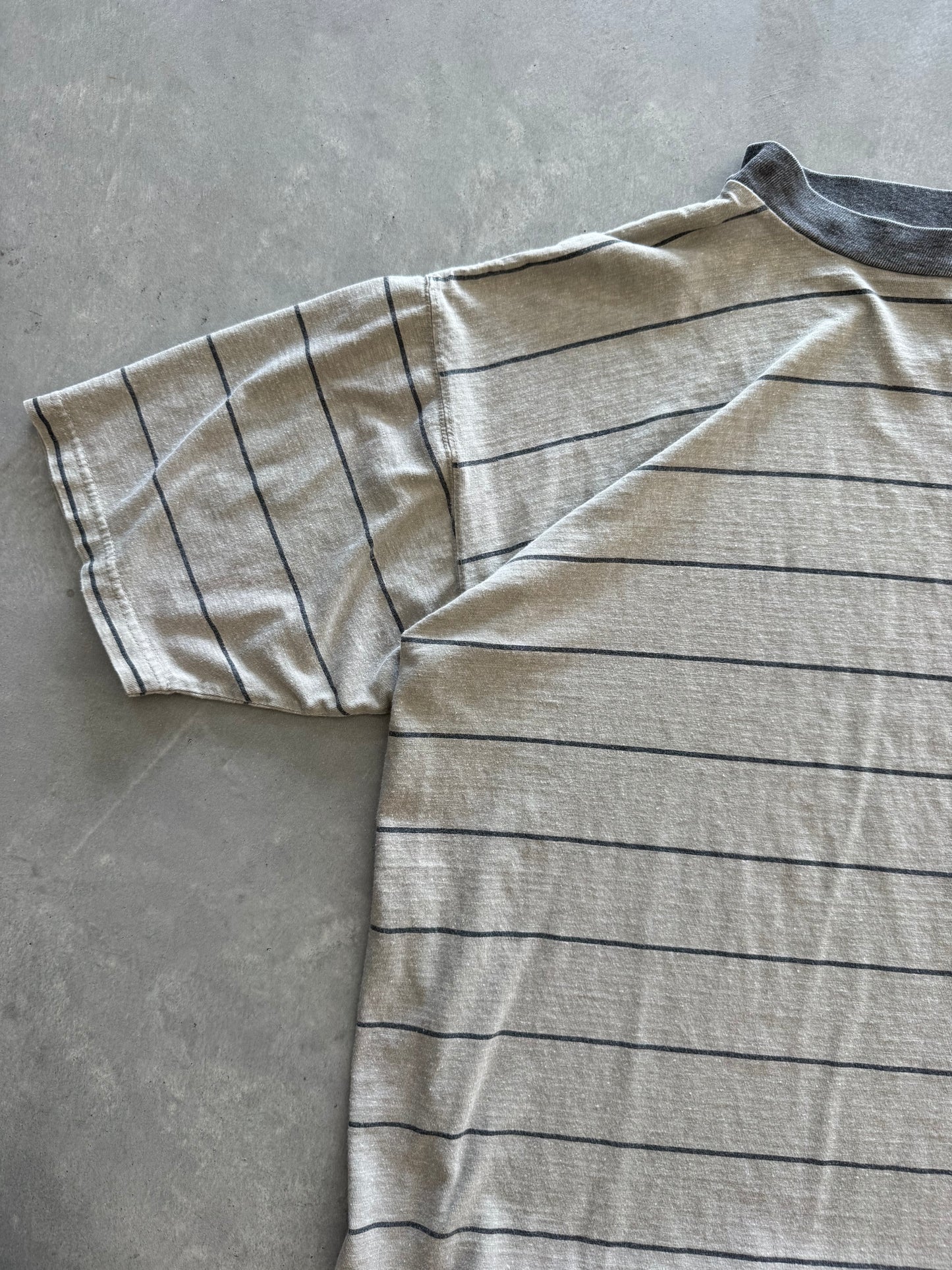 Vintage 90s Striped Tee - M