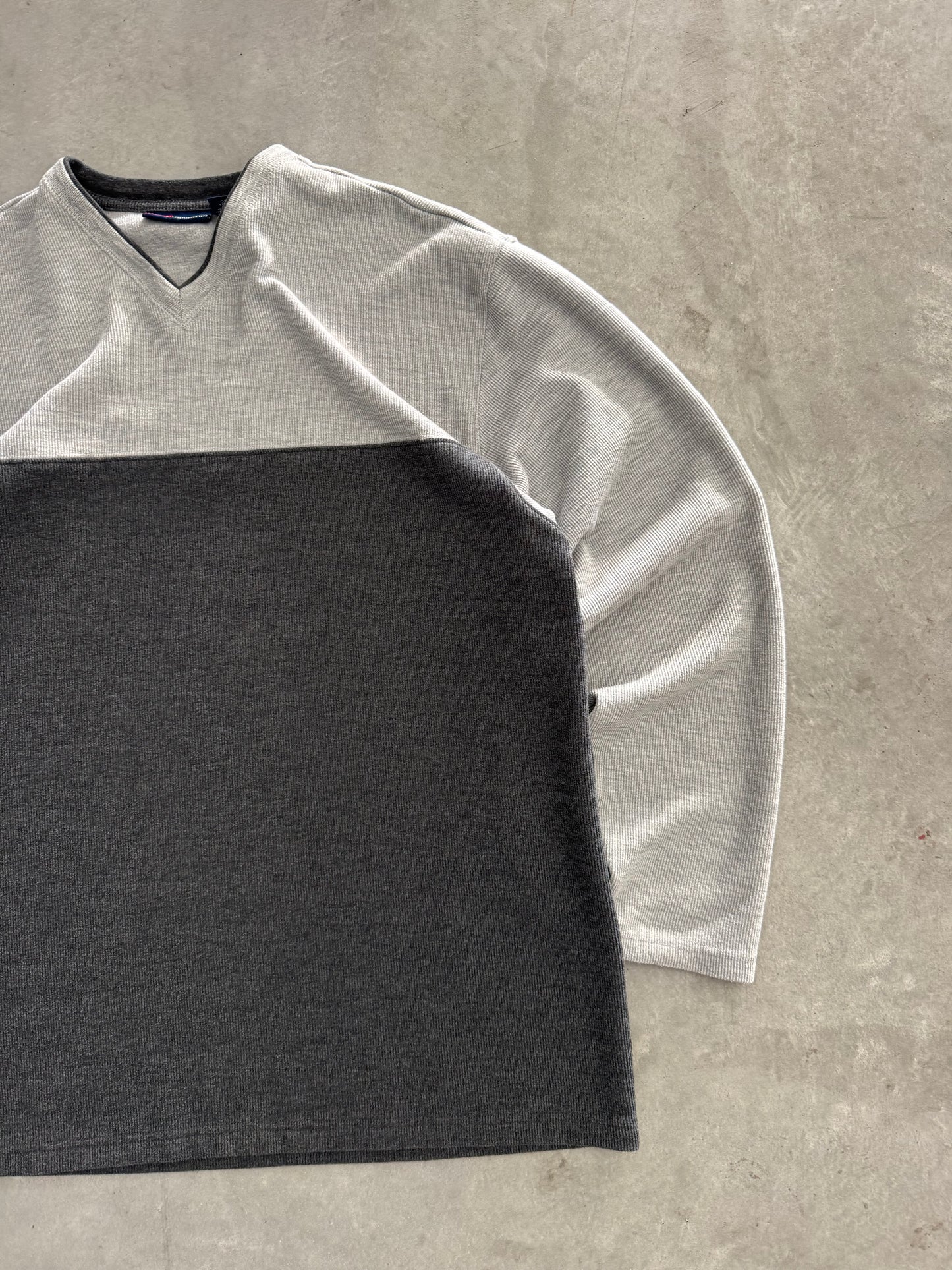 Faded Glory Long Sleeve - L