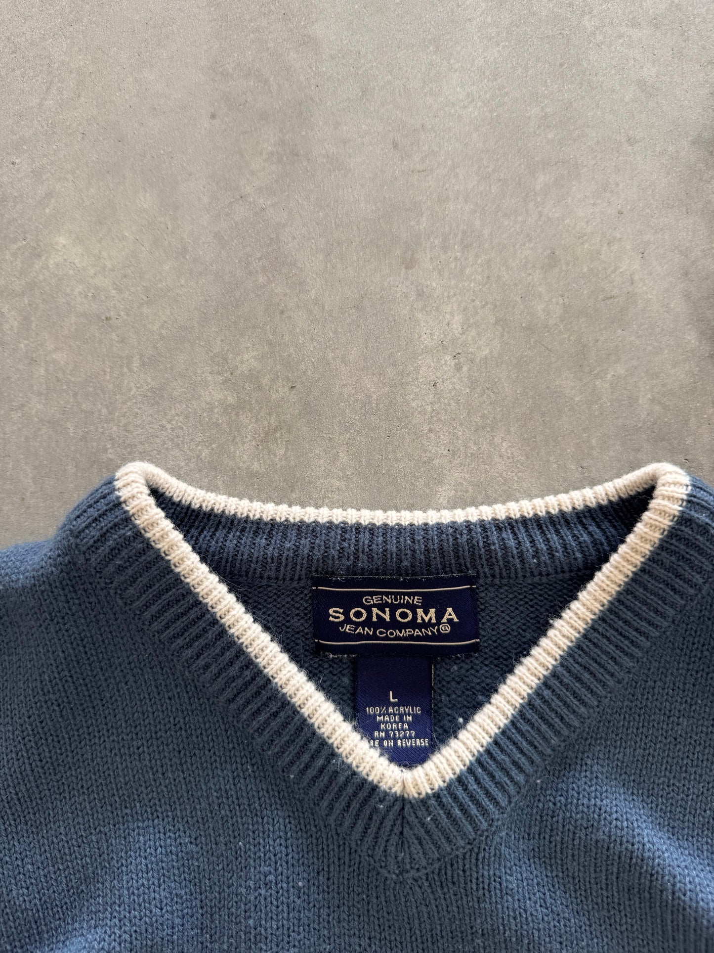 Vintage Sweater - L