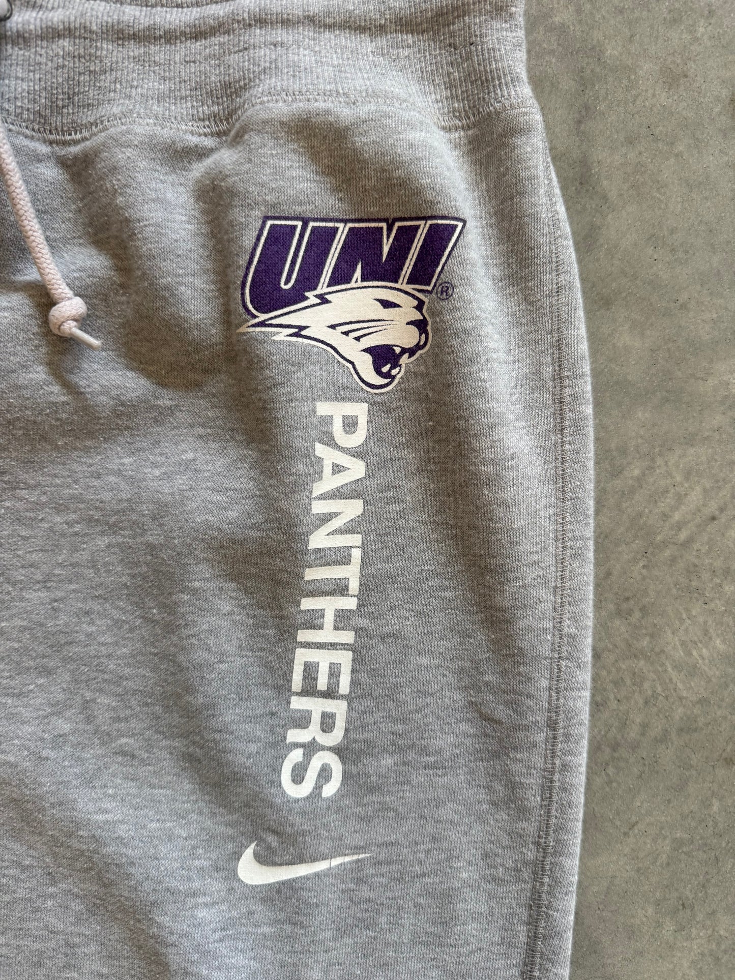 Nike UNI Panthers Joggers - M