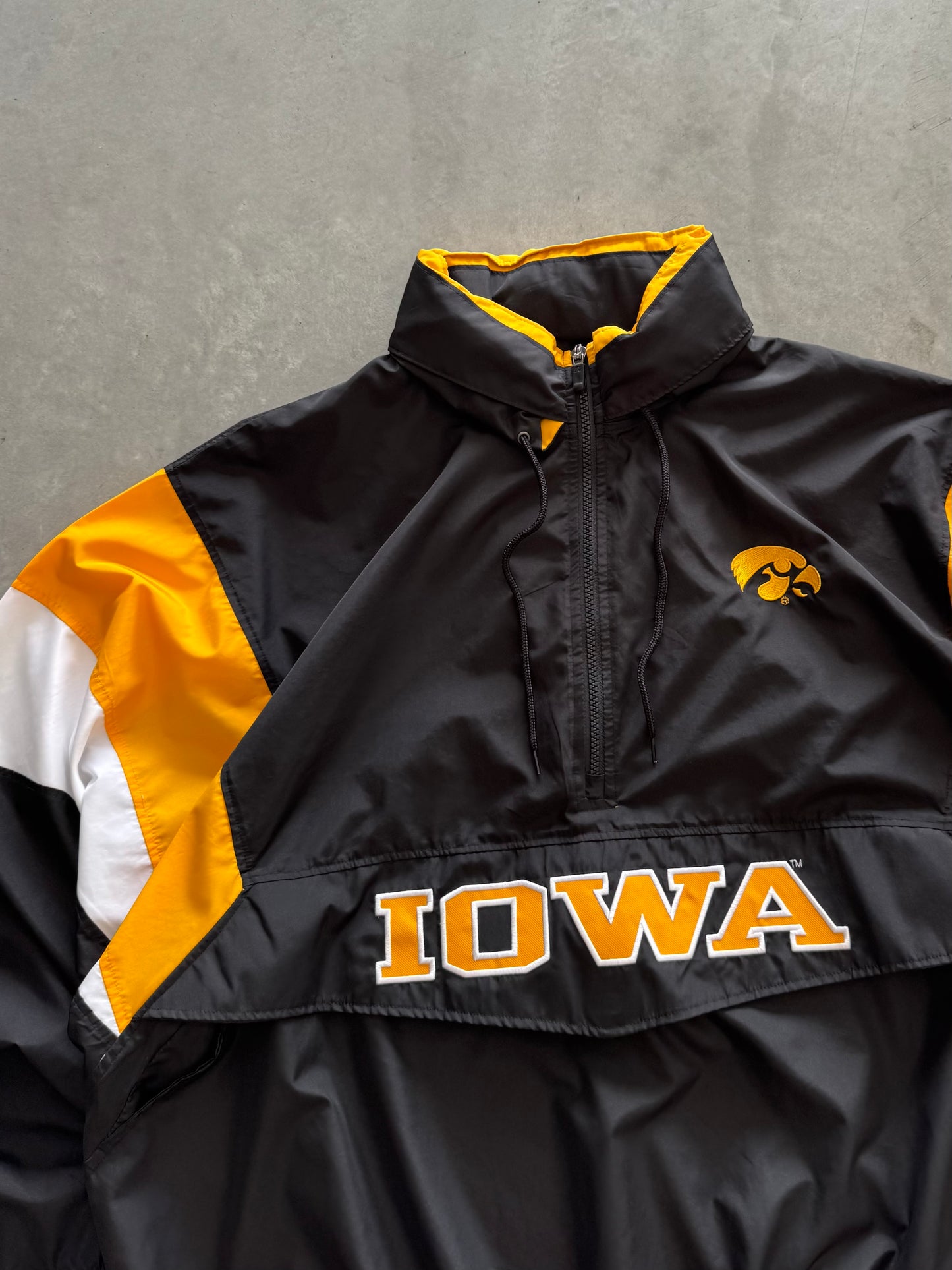 Iowa Hawkeyes Russell Windbreaker - XL