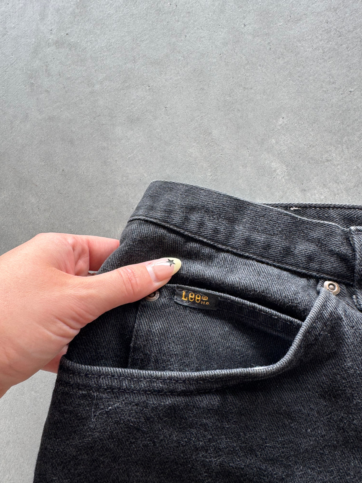 Vintage Lee Denim Shorts - 36x3.5