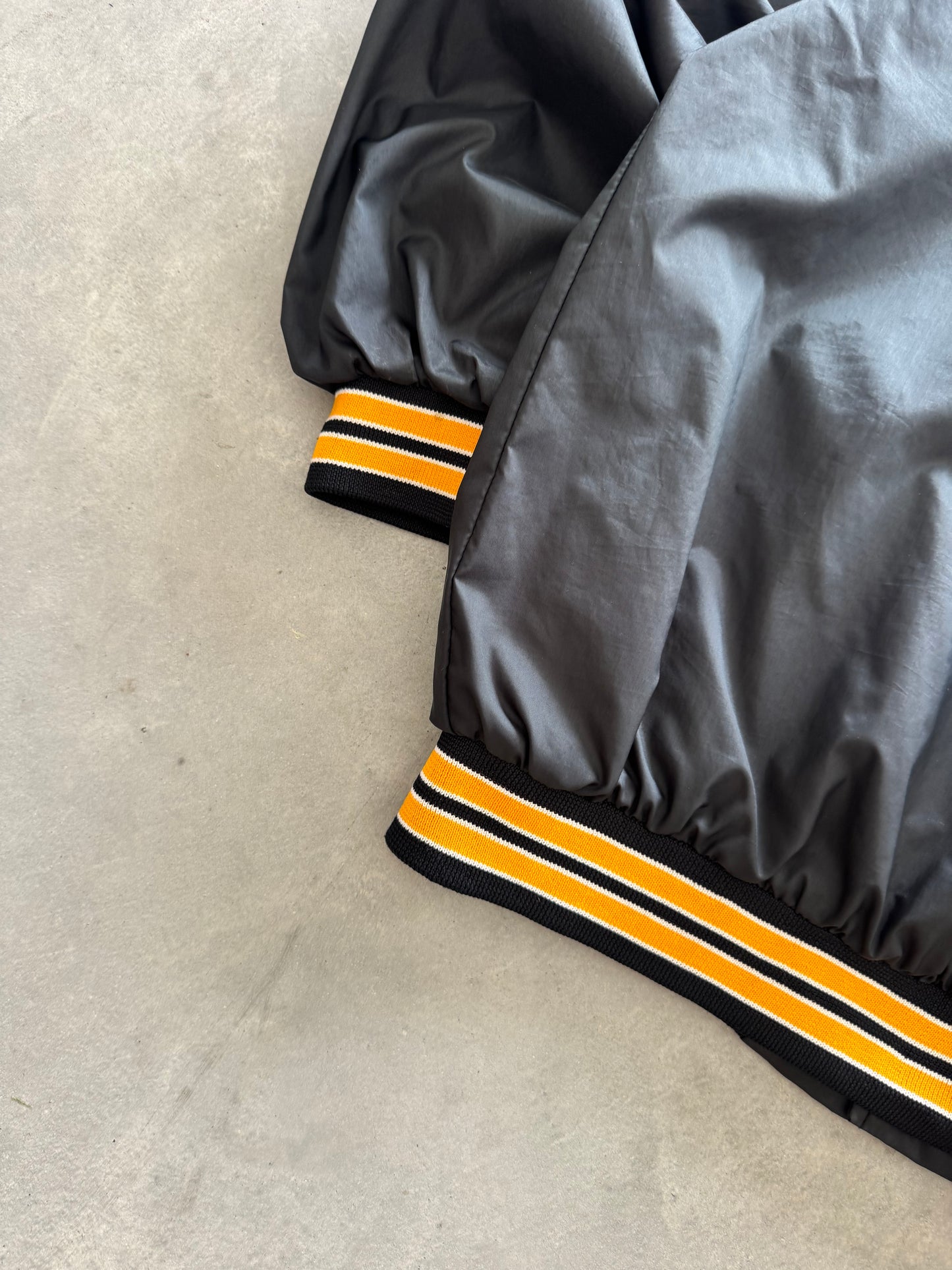 Vintage 80s Iowa Hawkeyes Bomber Jacket - M