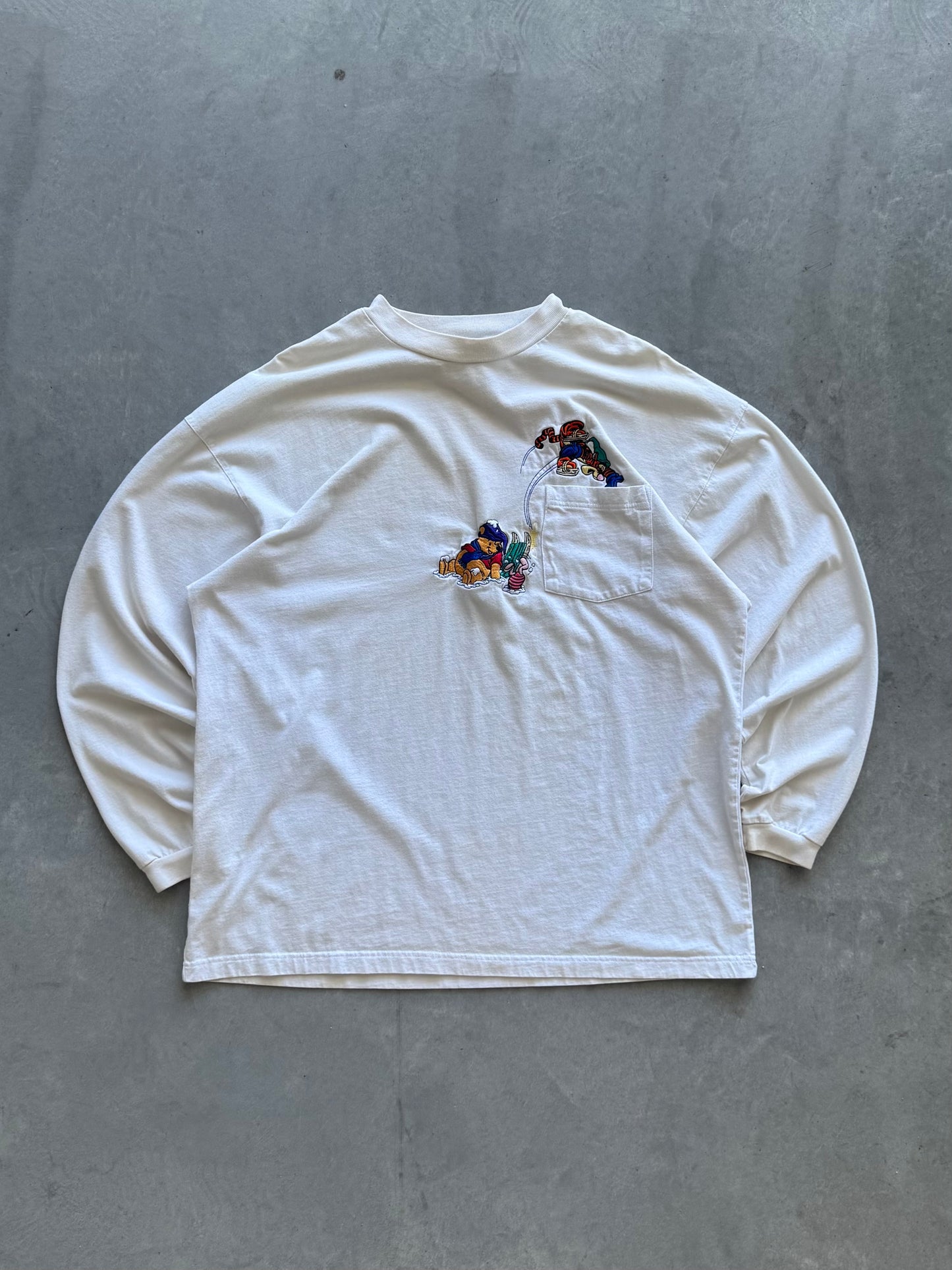 Vintage Winnie the Pooh Longsleeve - XL