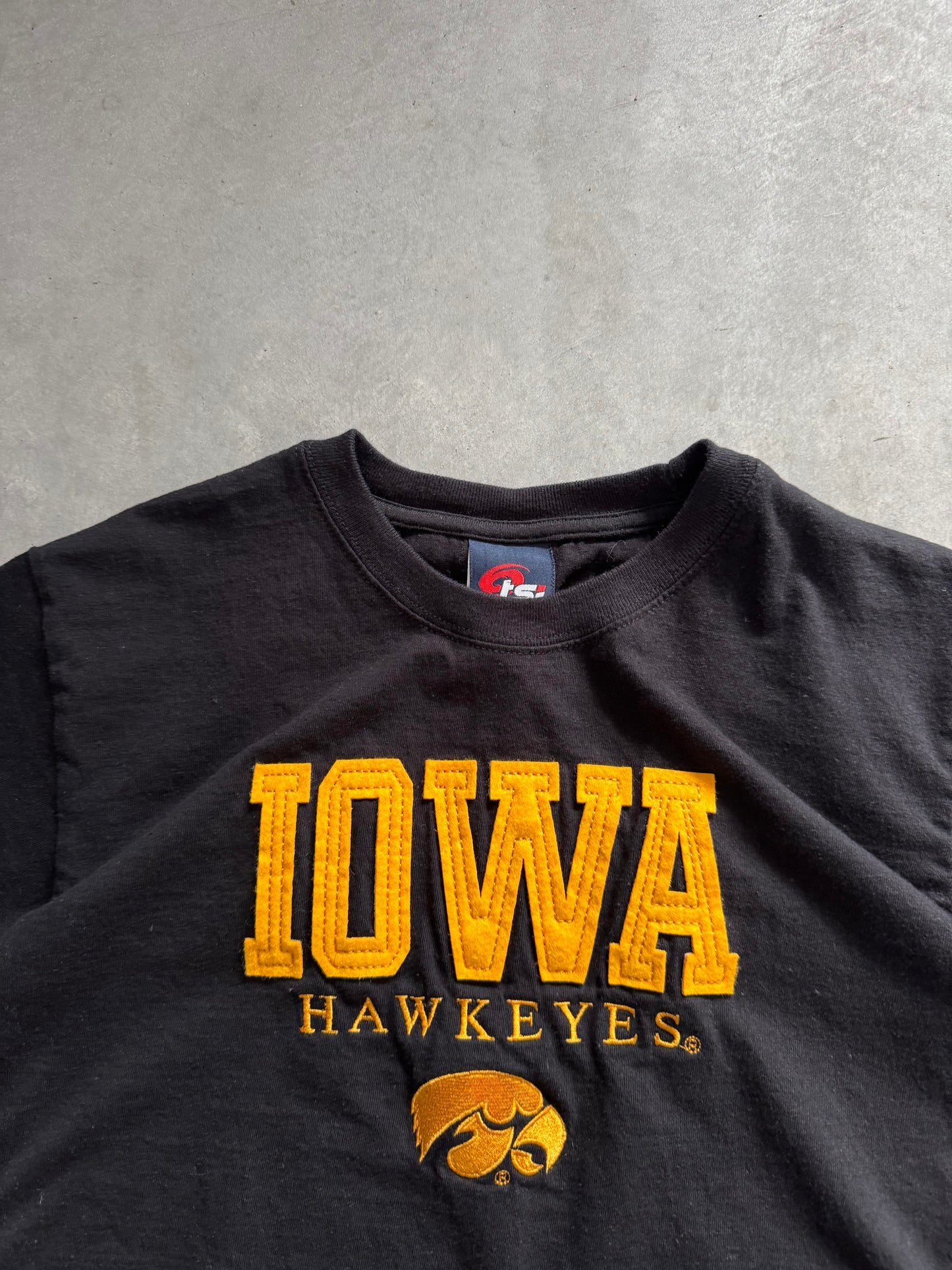 Vintage Iowa Hawkeyes Baby Tee - S
