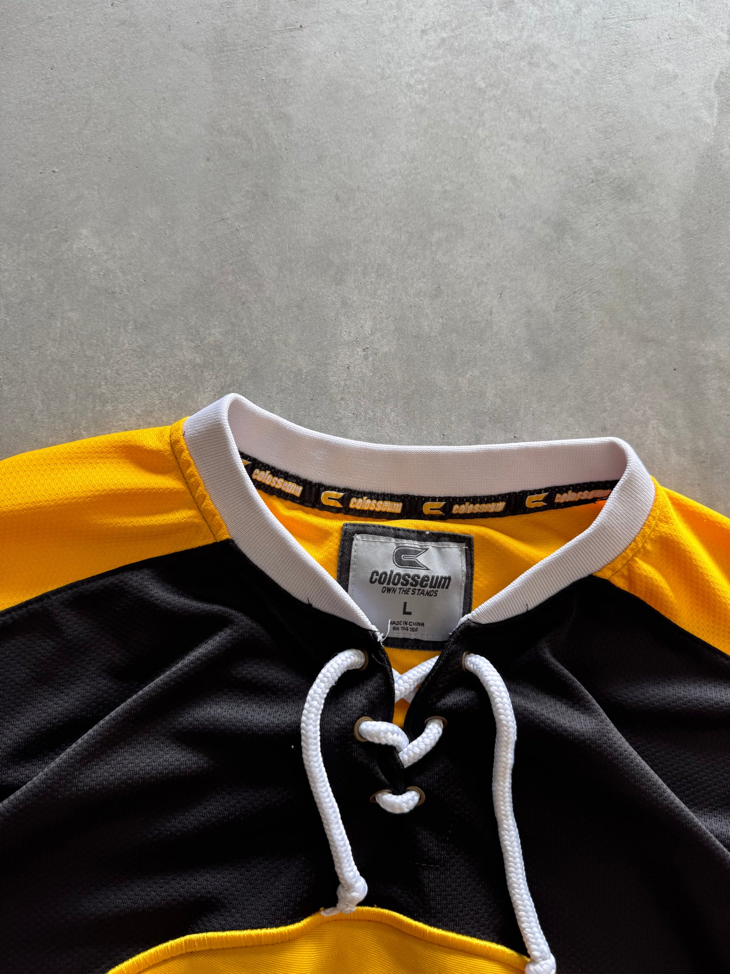Vintage Iowa Hawkeyes Hockey Jersey - L