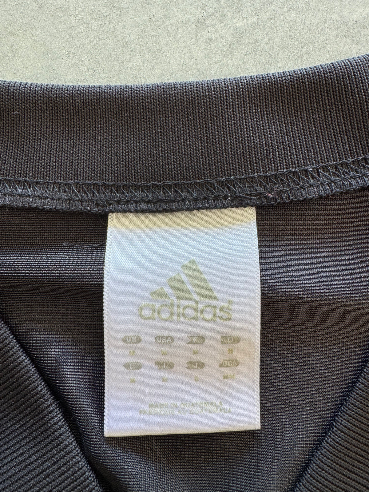 Vintage Iowa Hawkeyes 00s Adidas Jersey - M