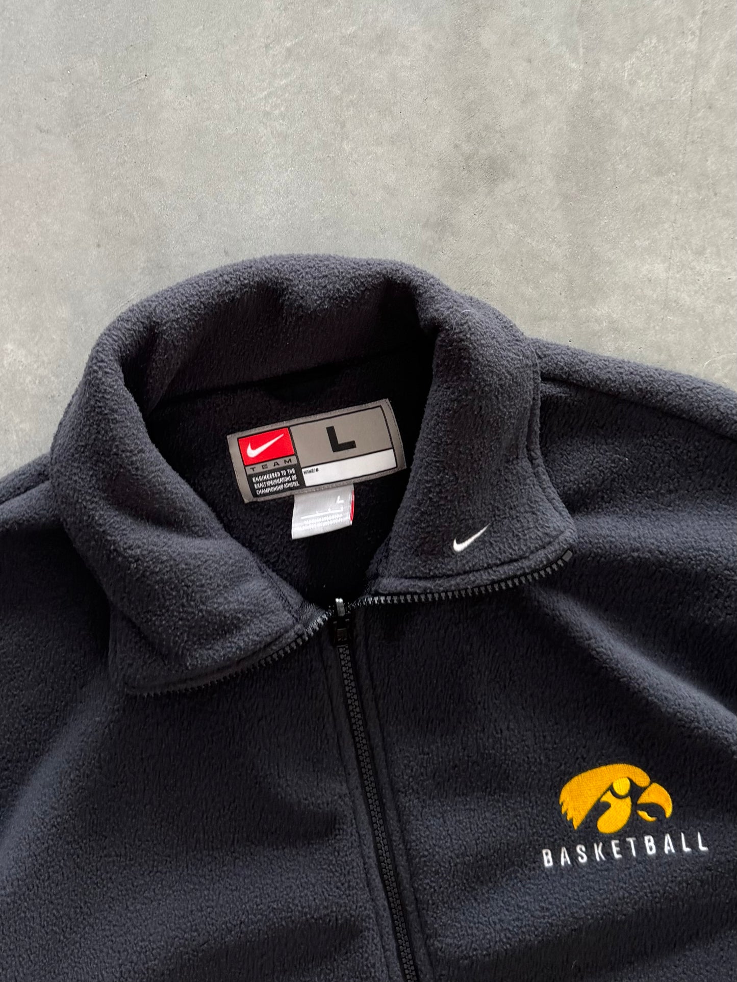 Vintage 90s Nike Iowa Hawkeyes Basketball Fleece - L