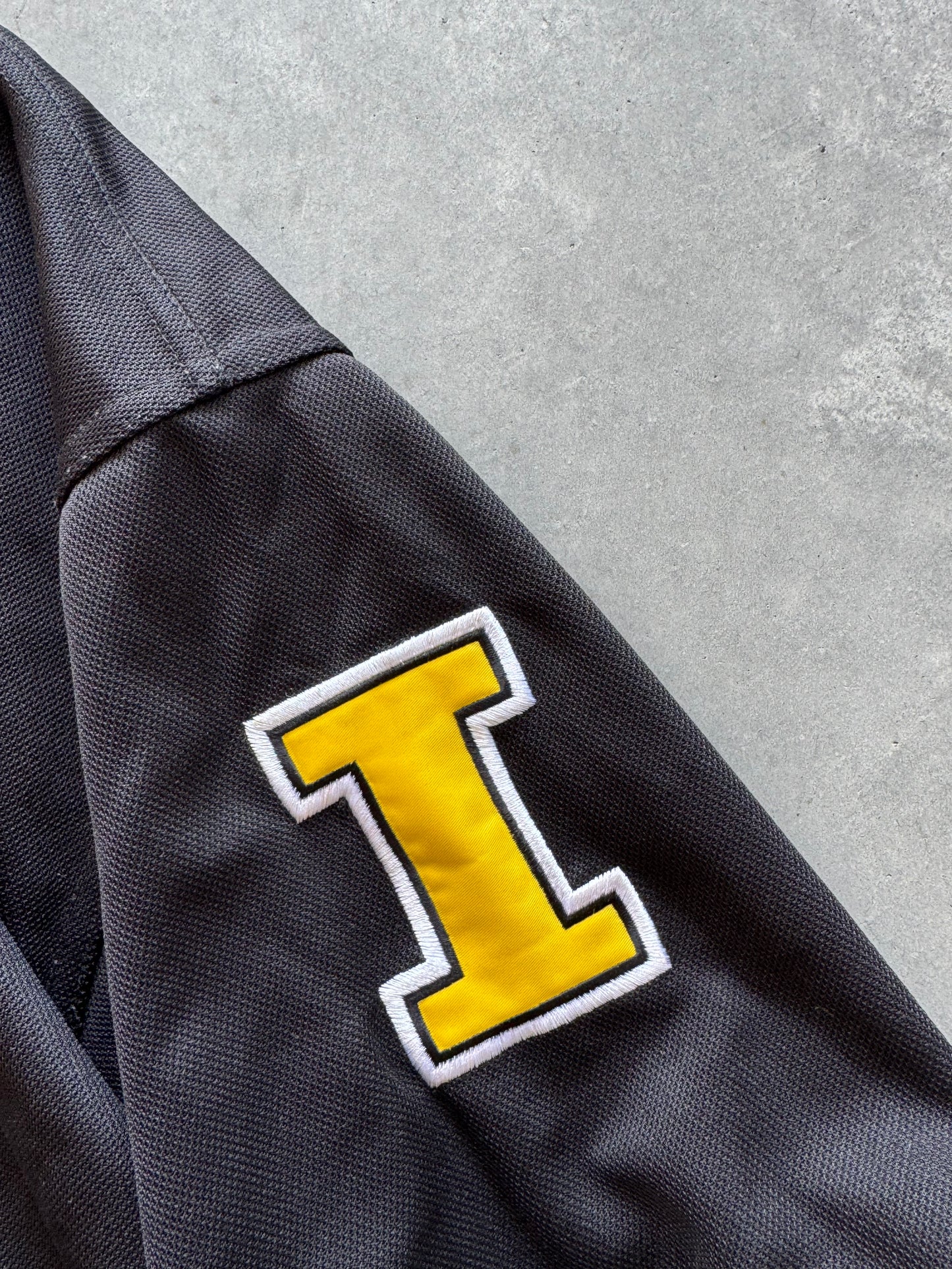 Vintage Iowa Hawkeyes Baseball Jersey - L