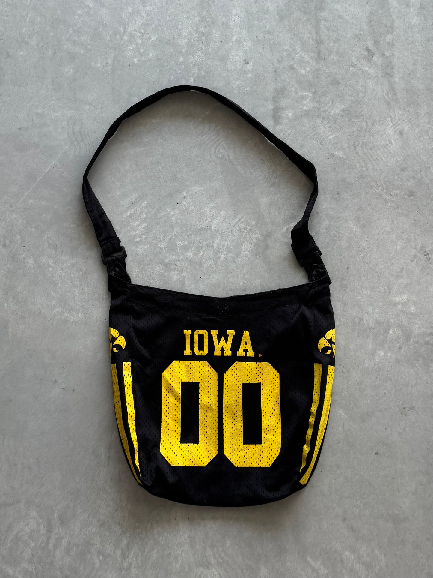 Vintage Iowa Hawkeyes Purse