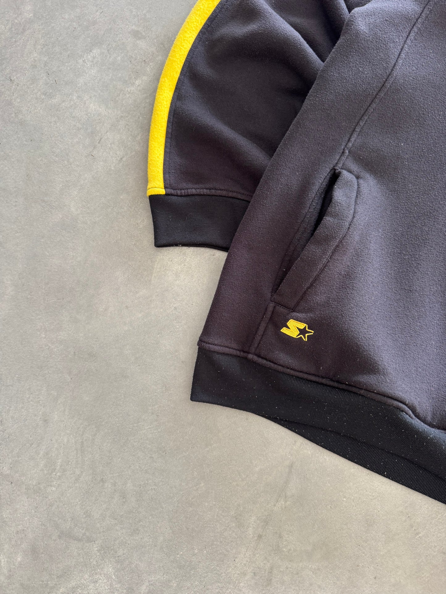 Vintage Starter Iowa Hawkeyes Hoodie - XXL