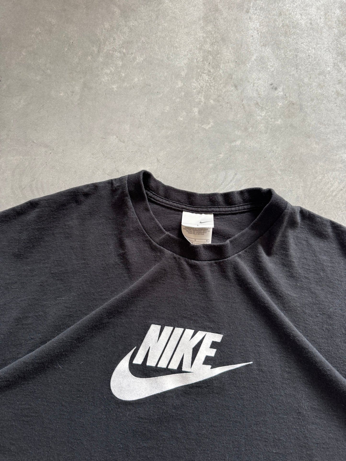 Vintage 00s Nike Tee - L