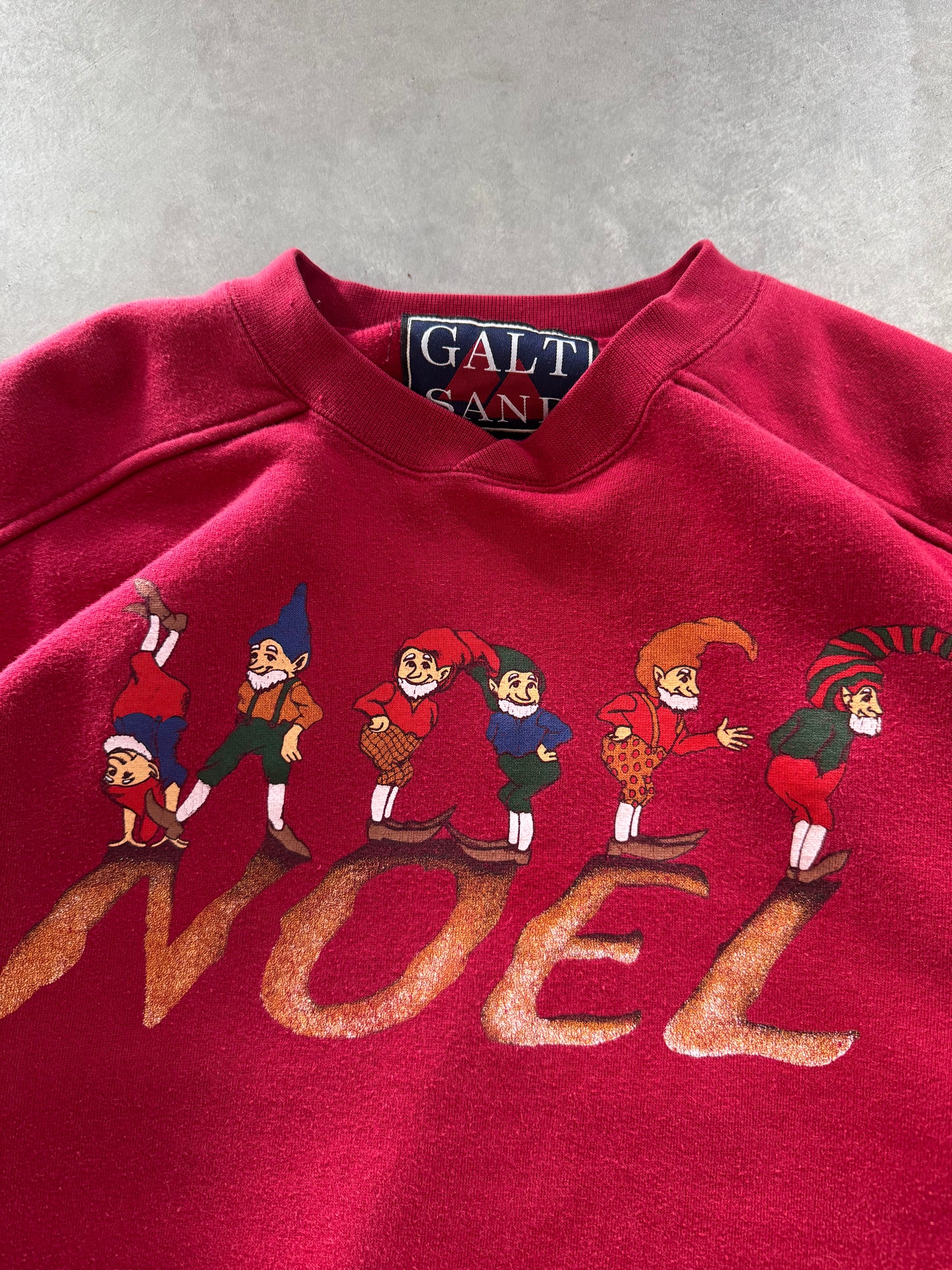 Vintage Noel Sweatshirt - L