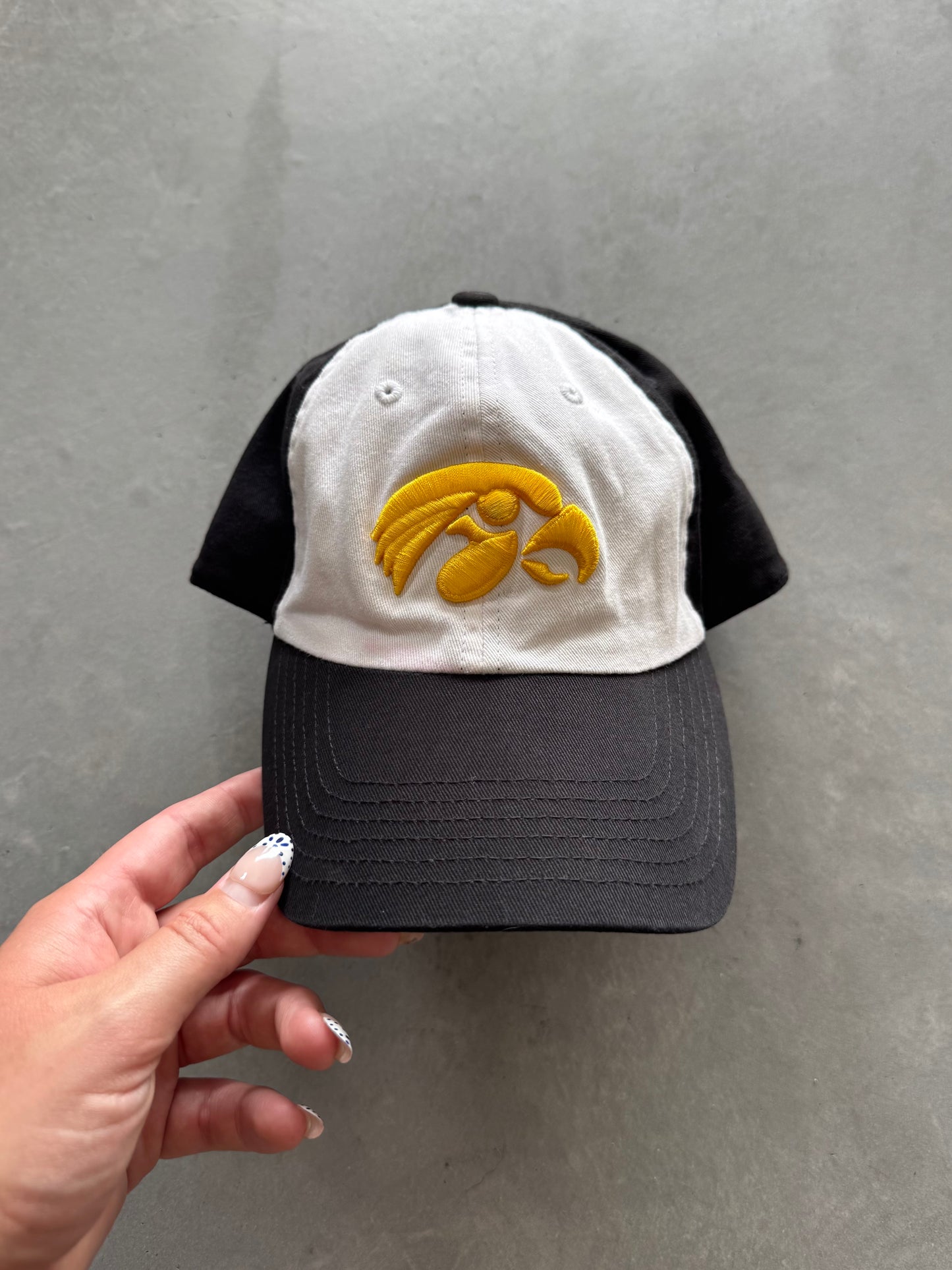 Vintage Iowa Hawkeyes Hat