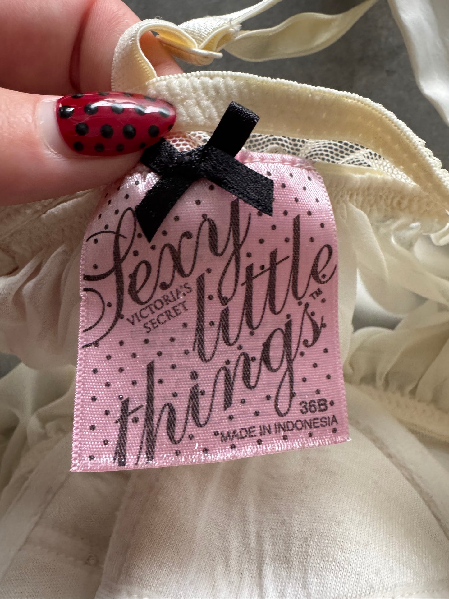 Vintage Victoria Secret Babydoll Lingerie - 36B