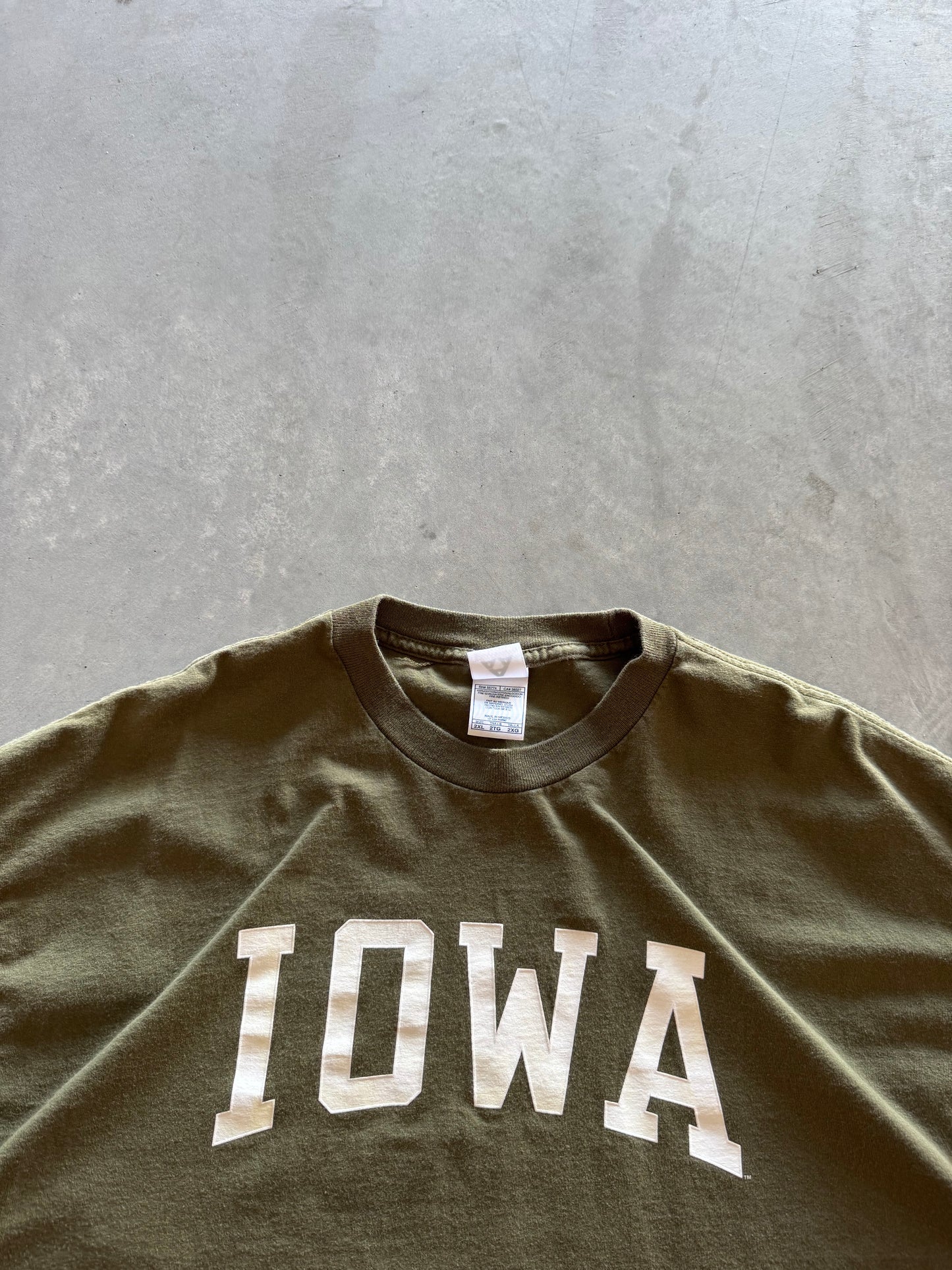 Vintage Iowa Tee - XXL