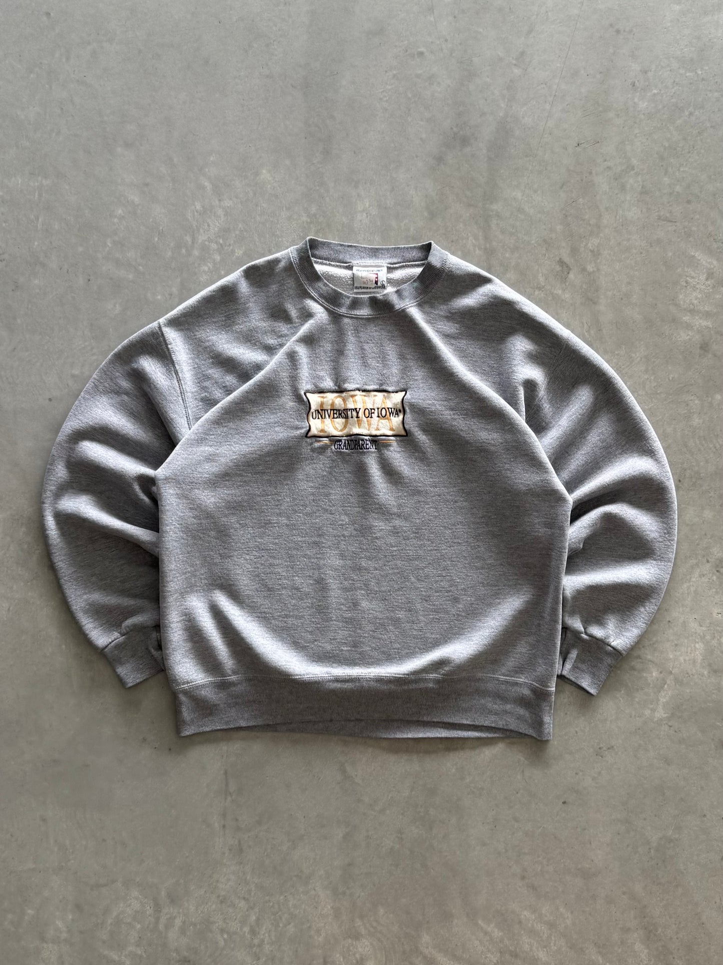 Vintage University of Iowa Sweatshirt - L