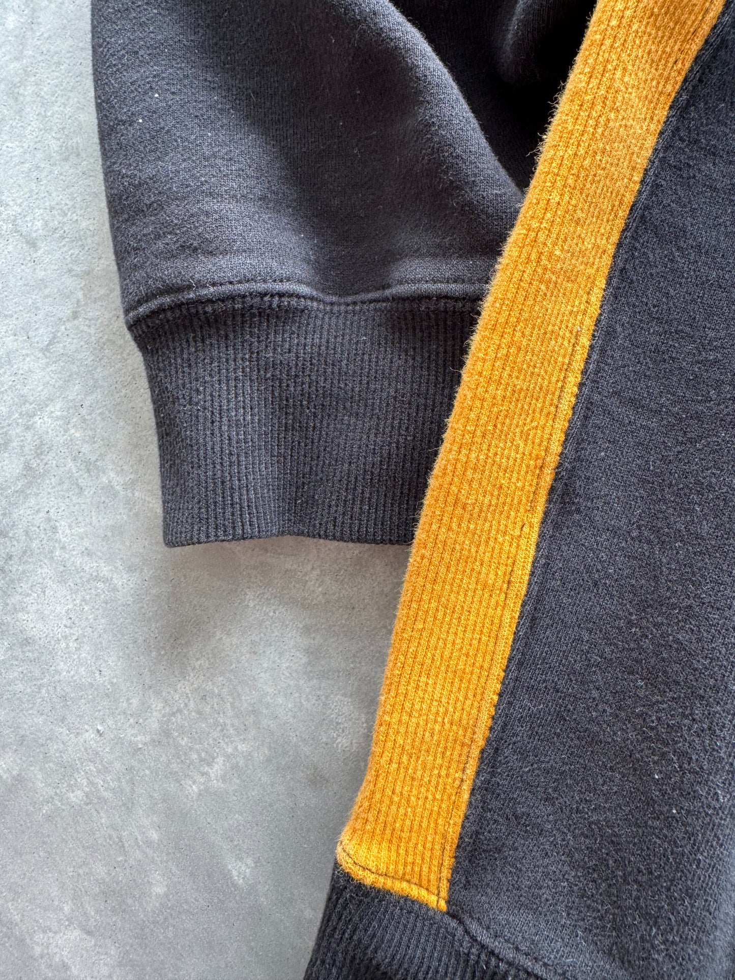 Vintage Iowa Hawkeyes Hoodie - XL