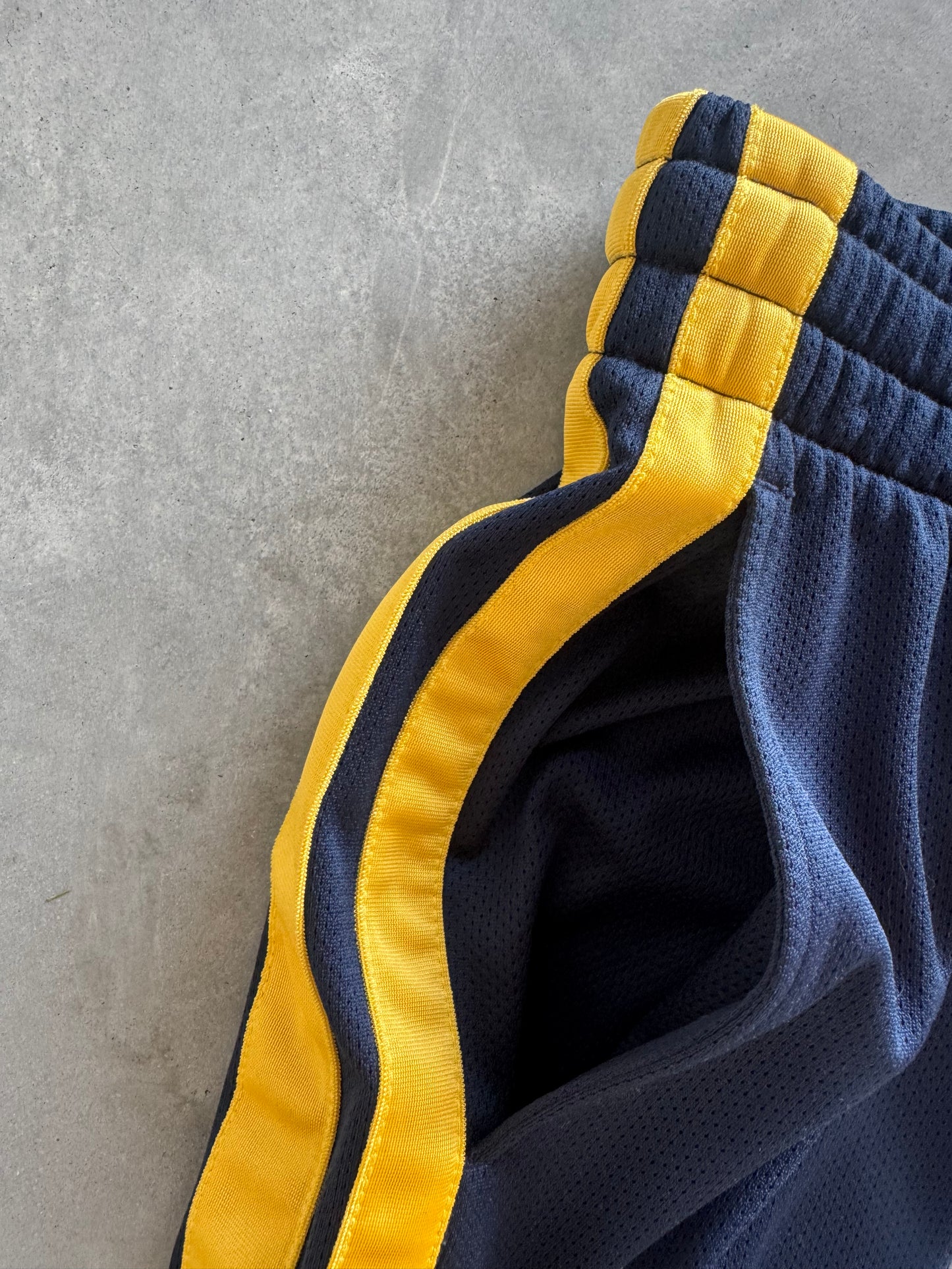Vintage 00s Nike Track Pants - S