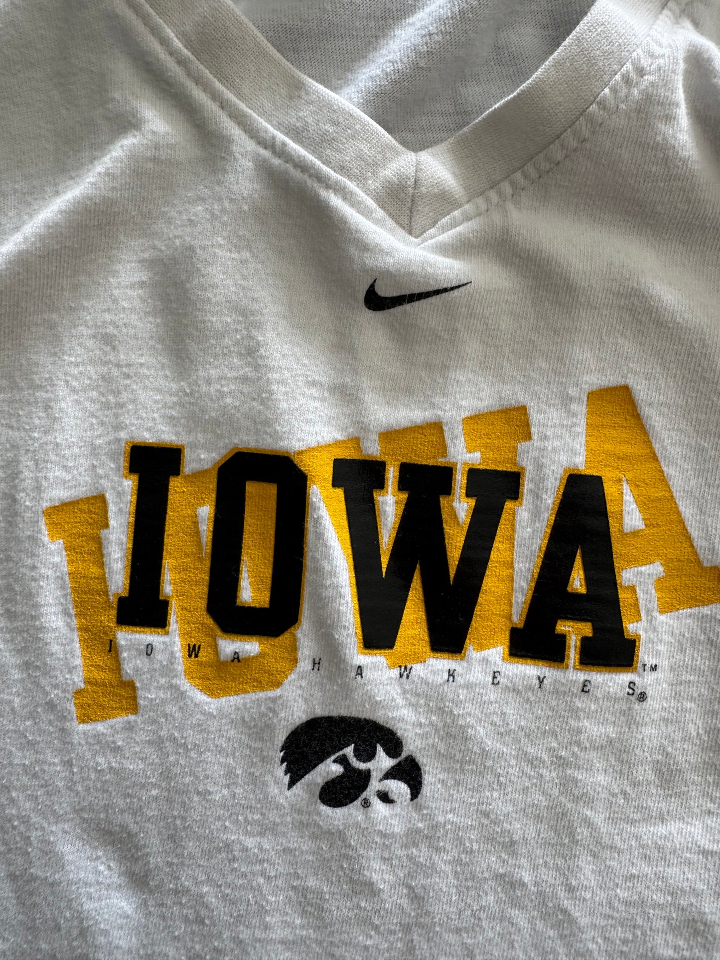 Vintage 90s Nike Iowa Hawkeyes Women’s Tee - XL