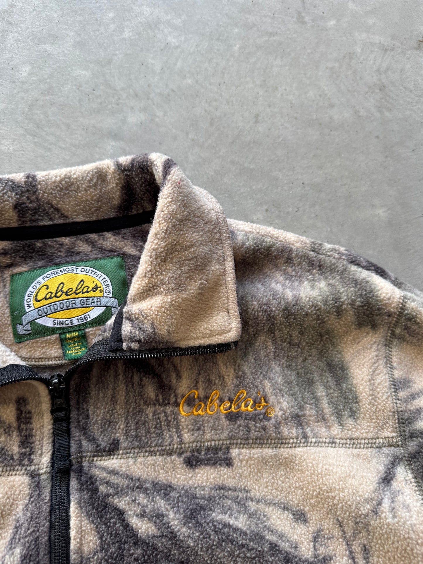Camo Cabela’s Fleece Quarter Zip - M