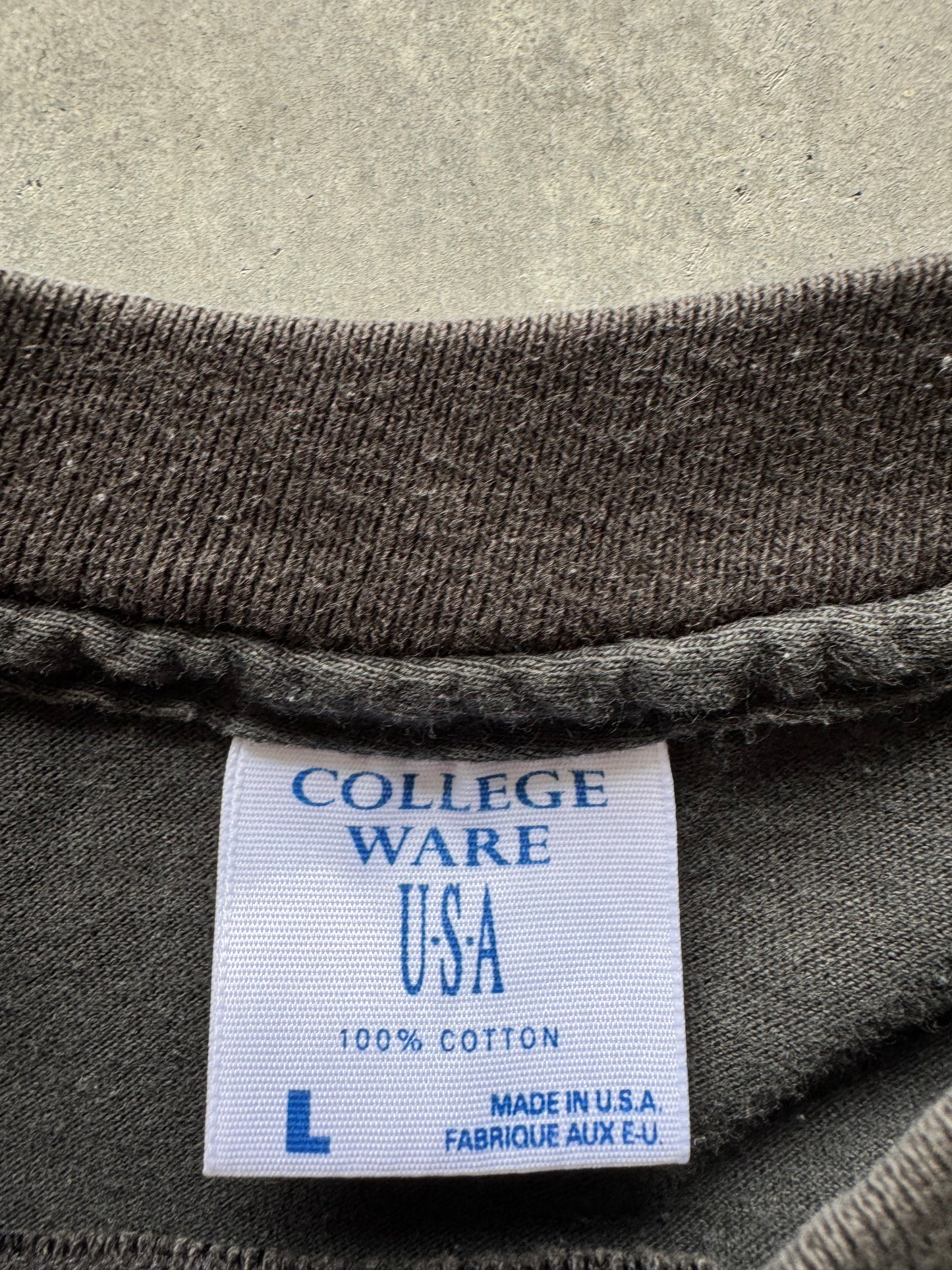 Vintage Iowa Hawkeyes Tee - L