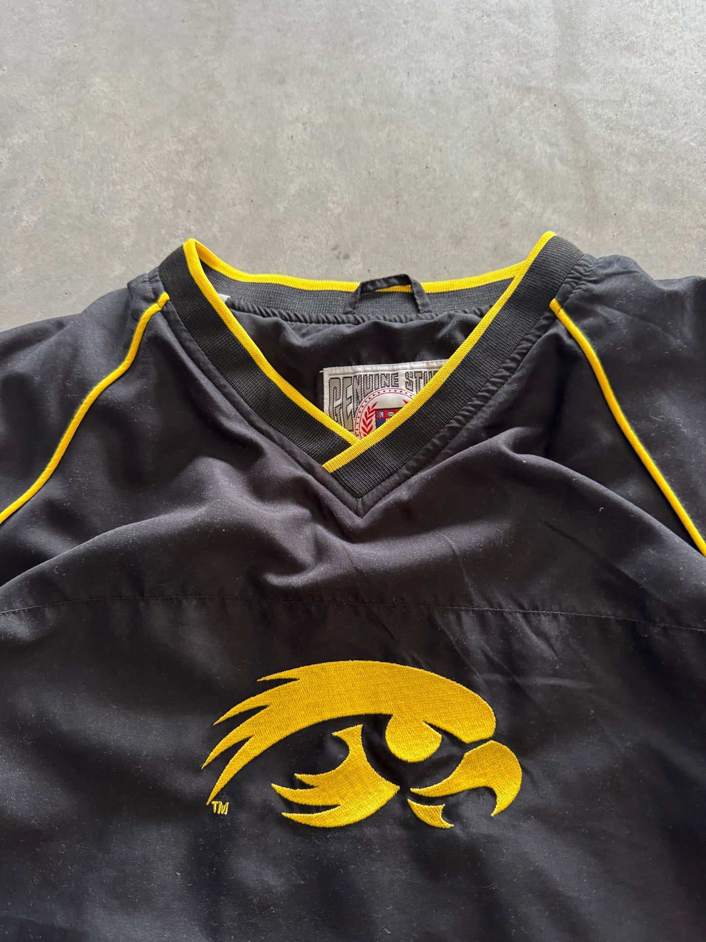Vintage Iowa Hawkeyes Windbreaker - L