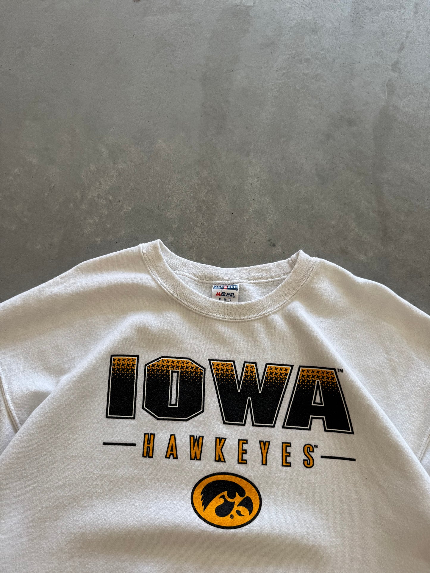Iowa Hawkeyes Sweatshirt - XL