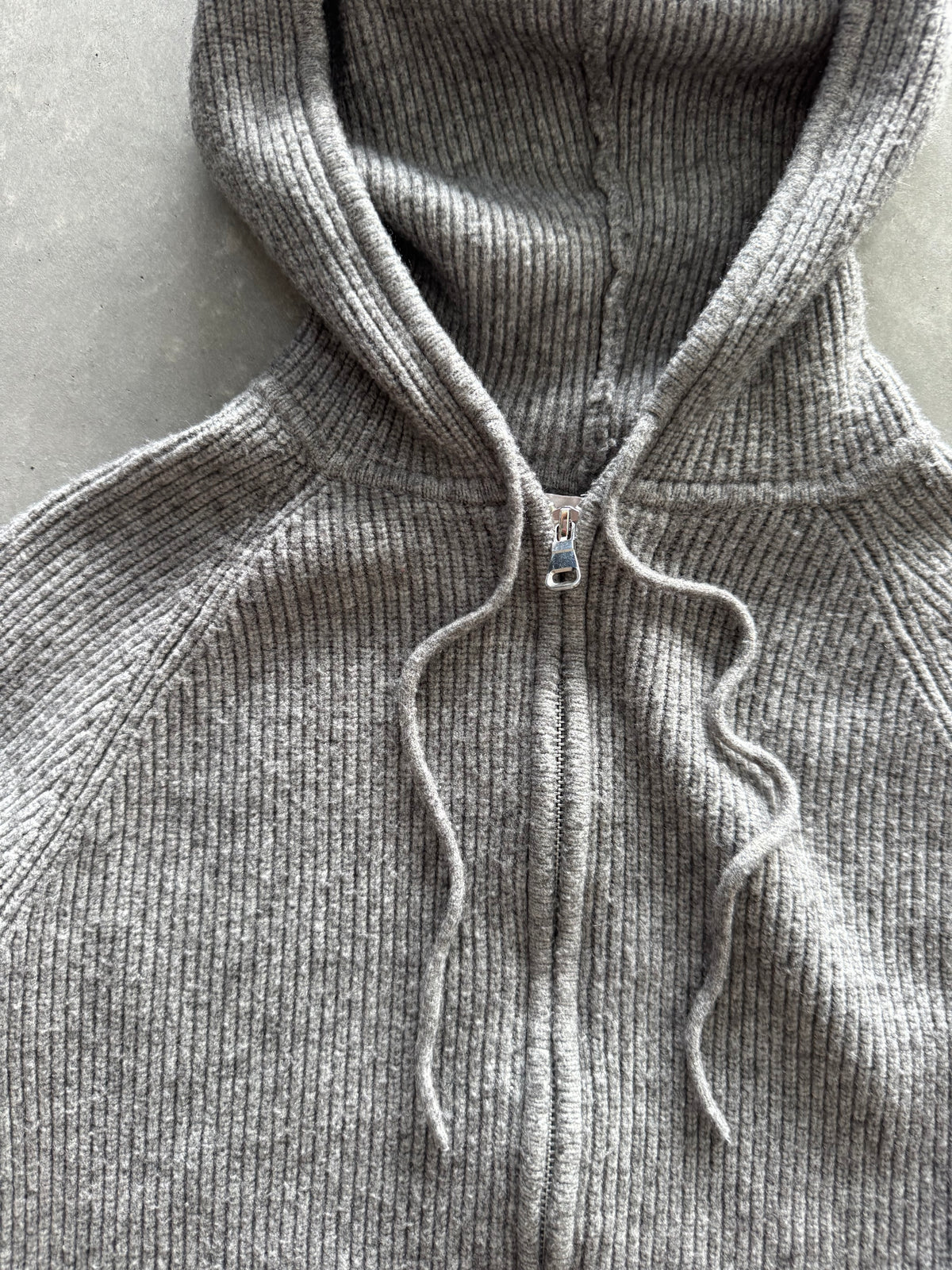 Knit Women’s Zip Up Hoodie - M