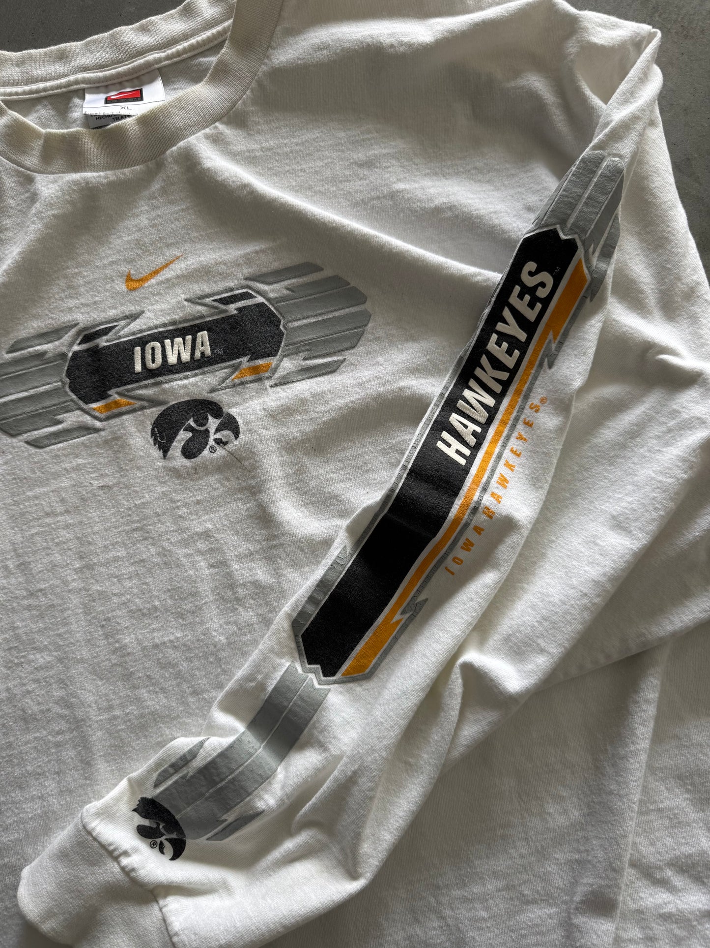 Vintage 90s Nike Iowa Hawkeyes Long Sleeve - XL