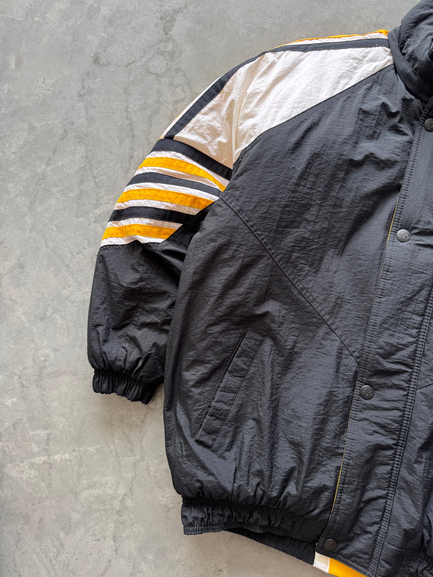 Vintage 90s Starter Iowa Hawkeyes Coat - M